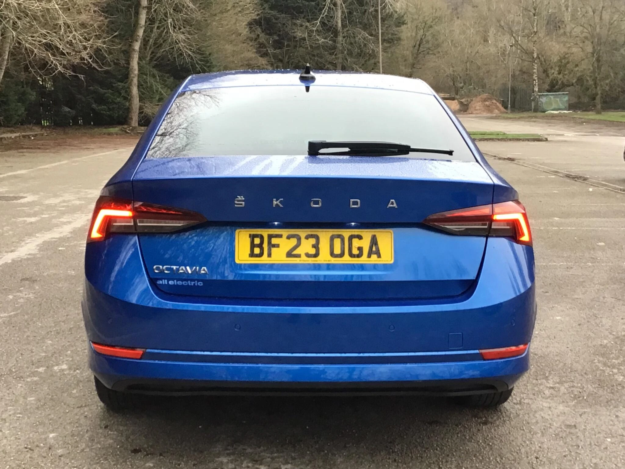 Vehicle image 20