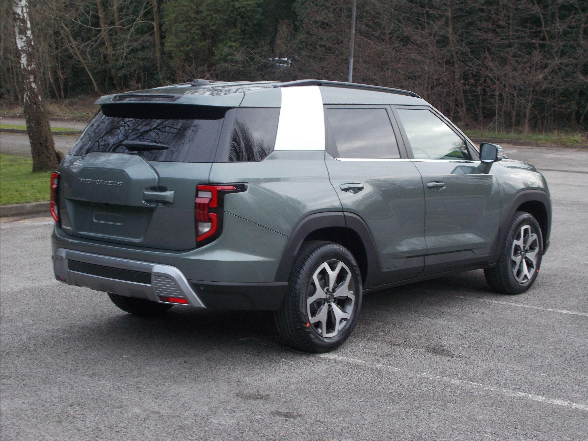 Vehicle image 3