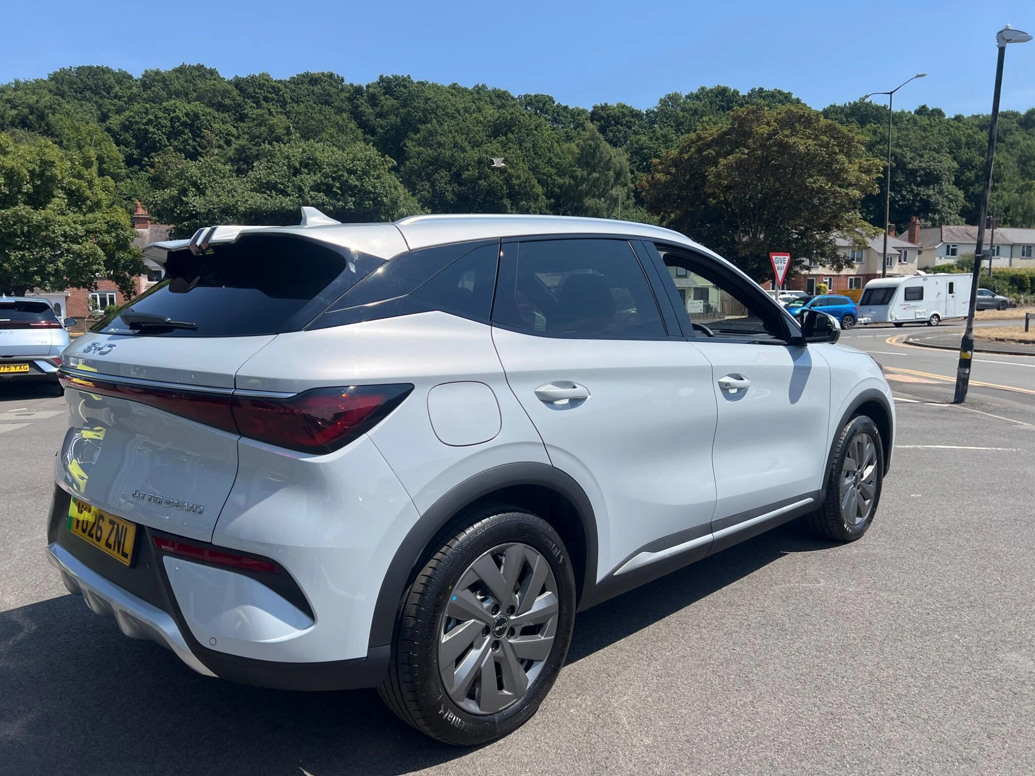 Vehicle image 25