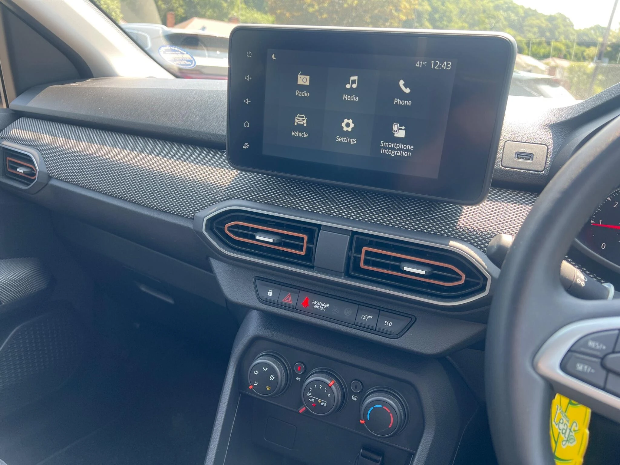 Vehicle image 30