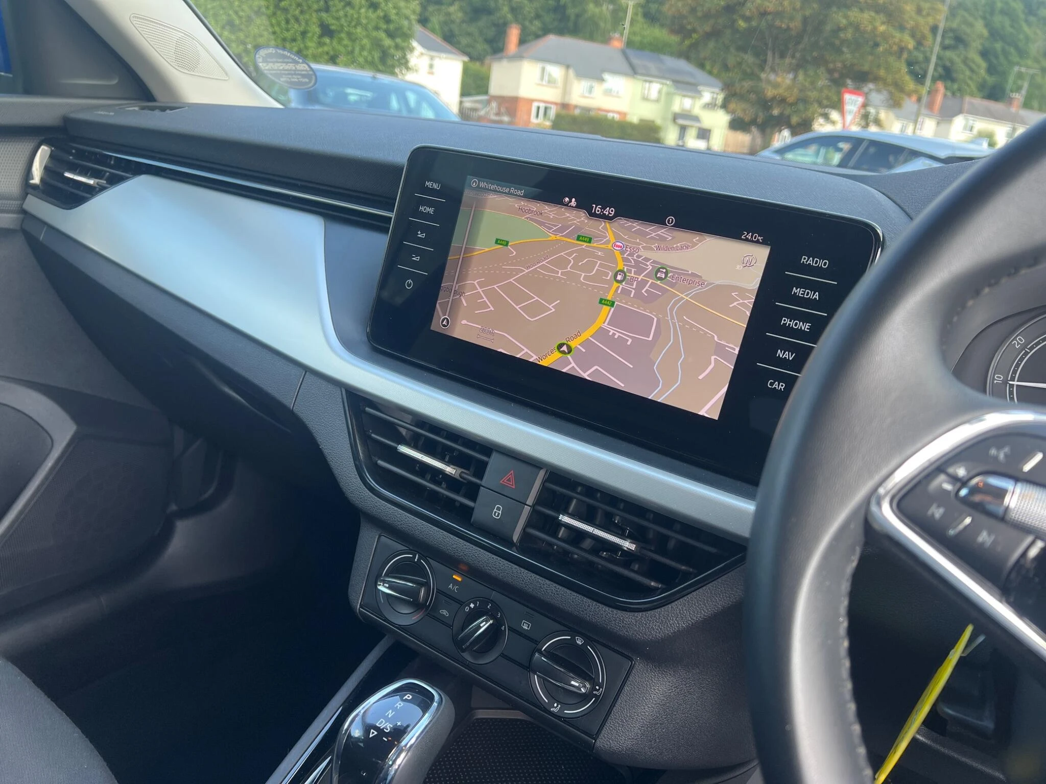 Vehicle image 40