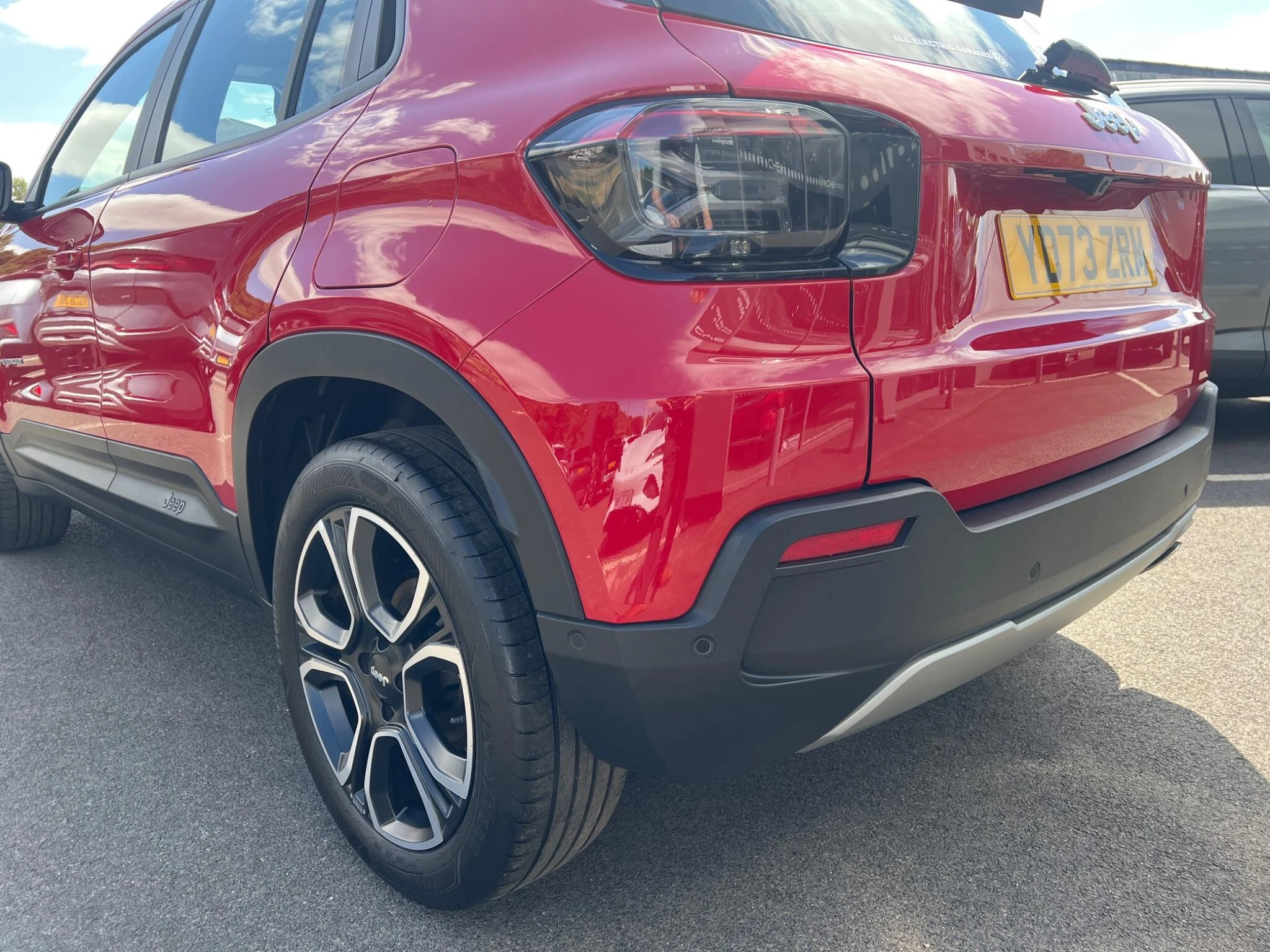 Vehicle image 11