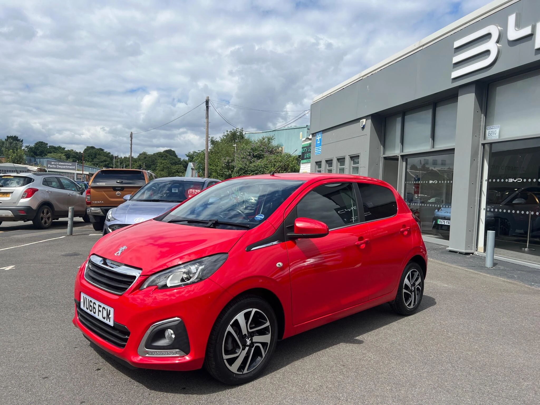 Vehicle image 3