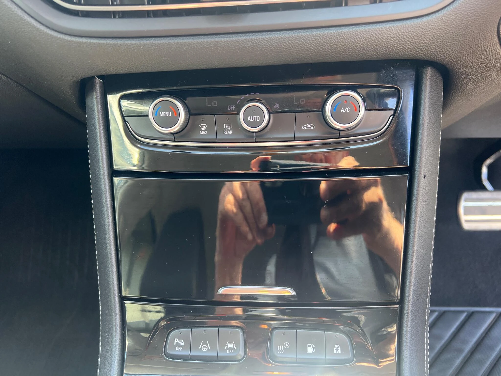 Vehicle image 40