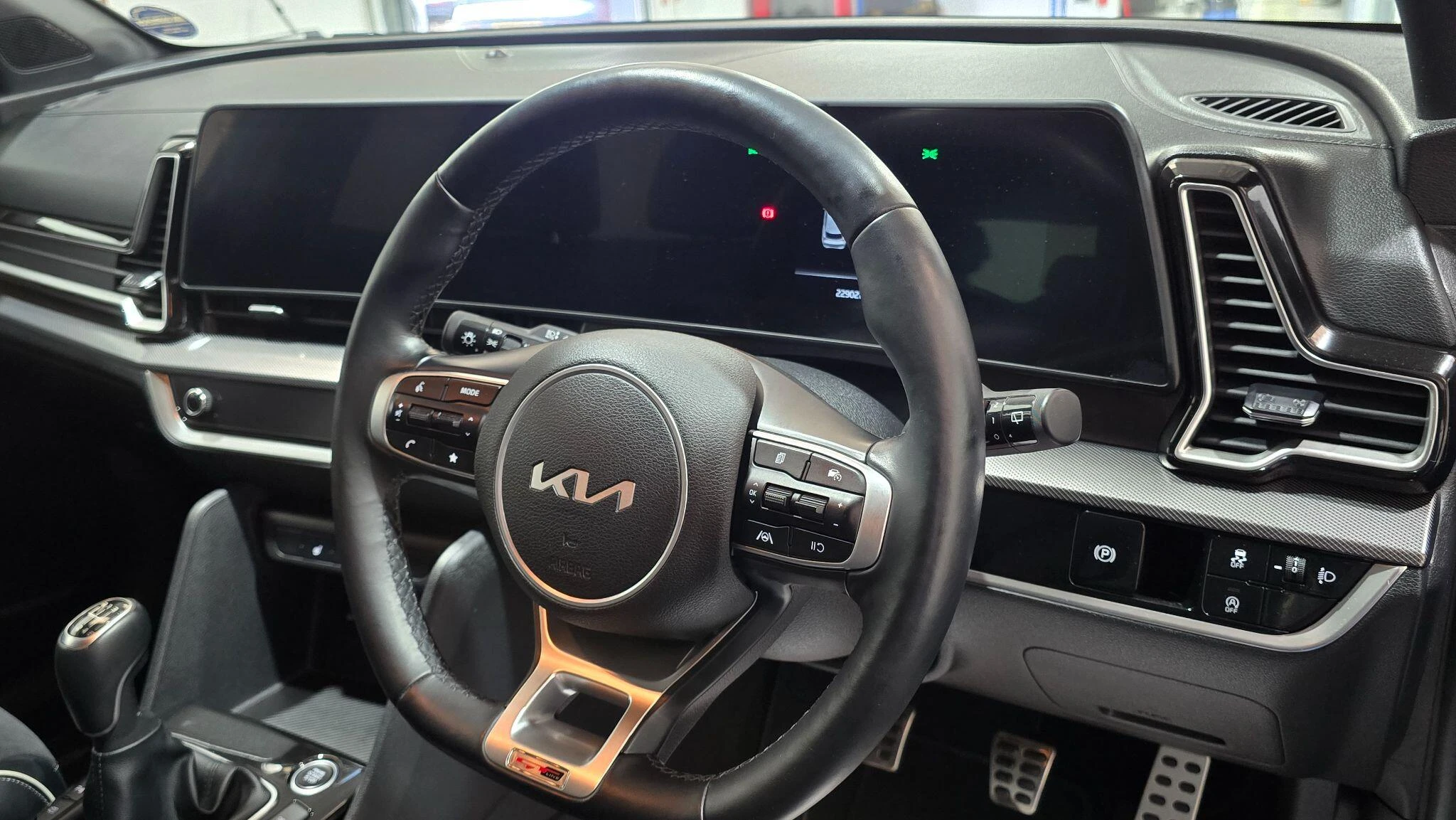 Vehicle image 39