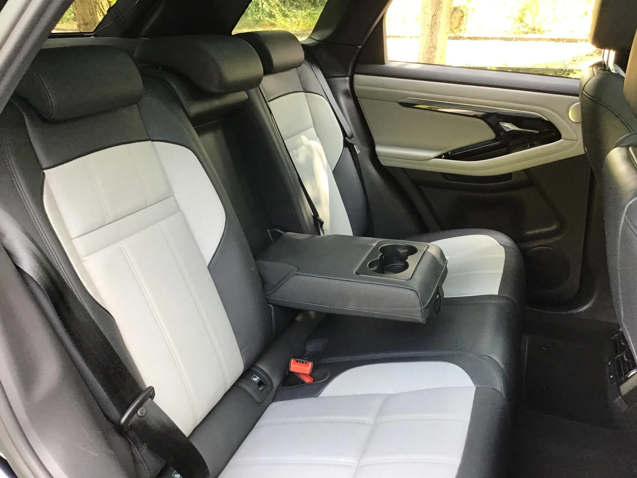 Vehicle image 36