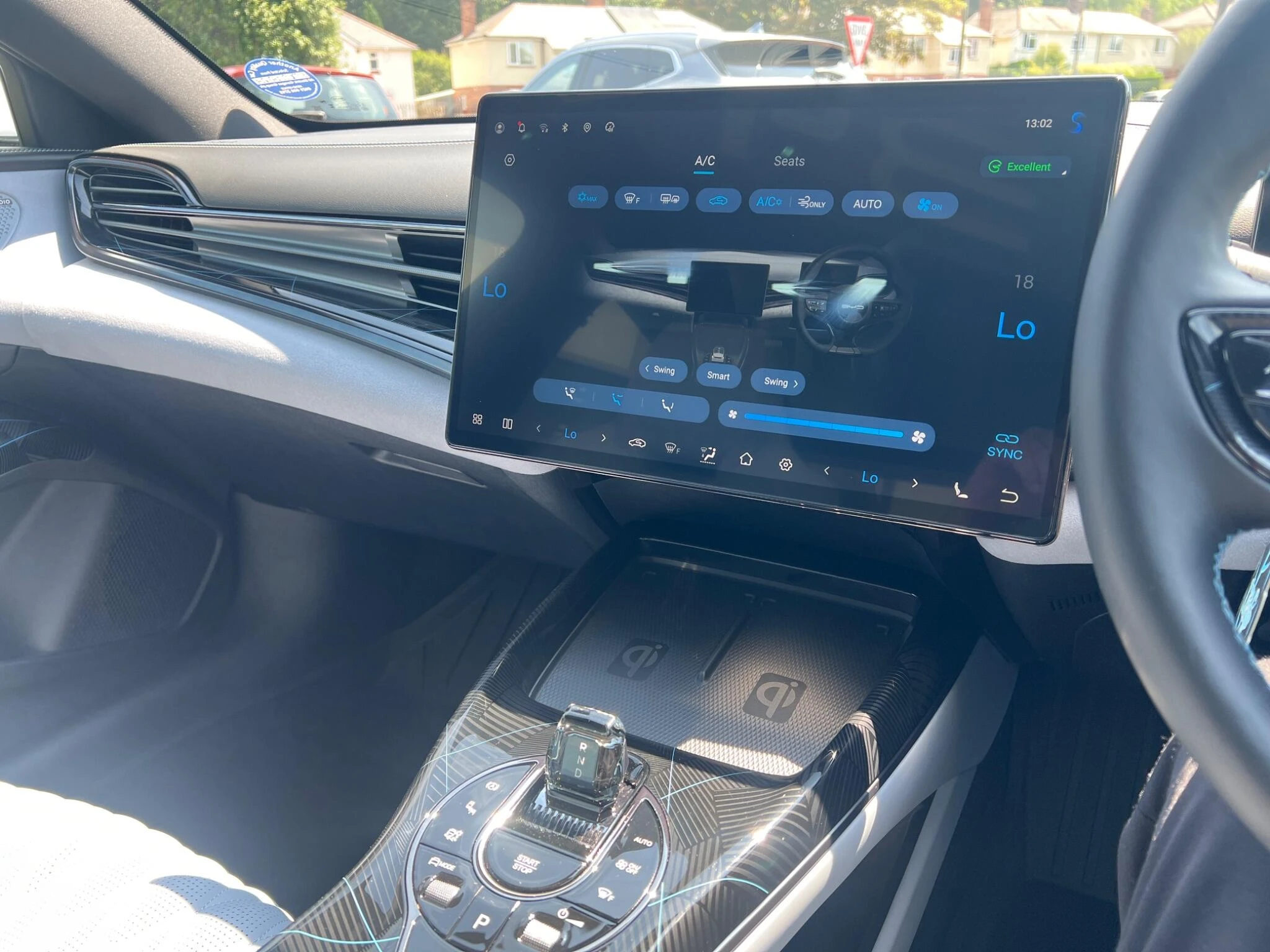 Vehicle image 38