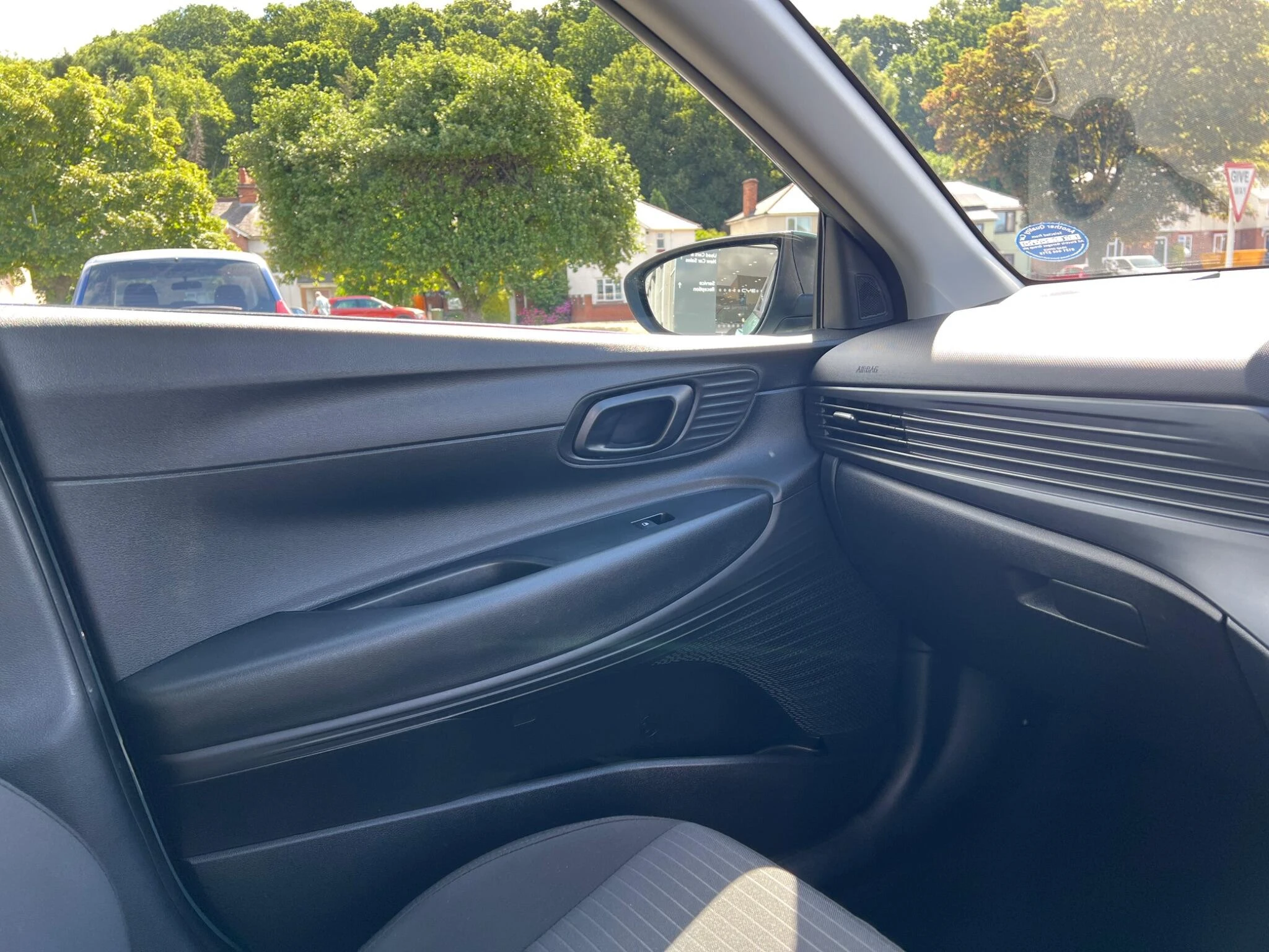 Vehicle image 20