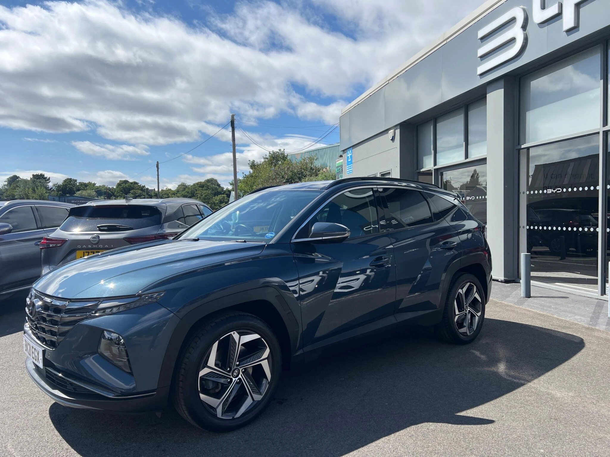 Vehicle image 7
