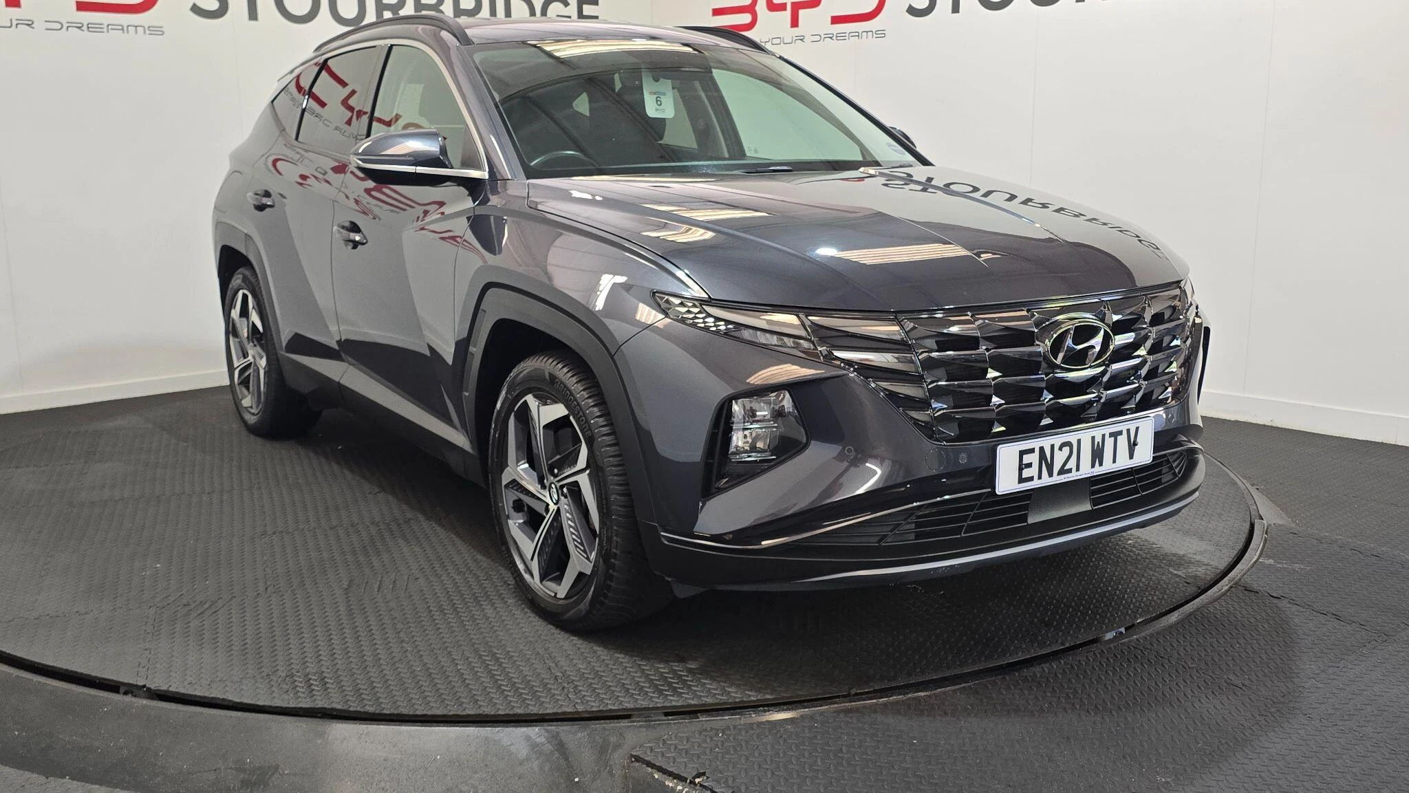 Vehicle image 36