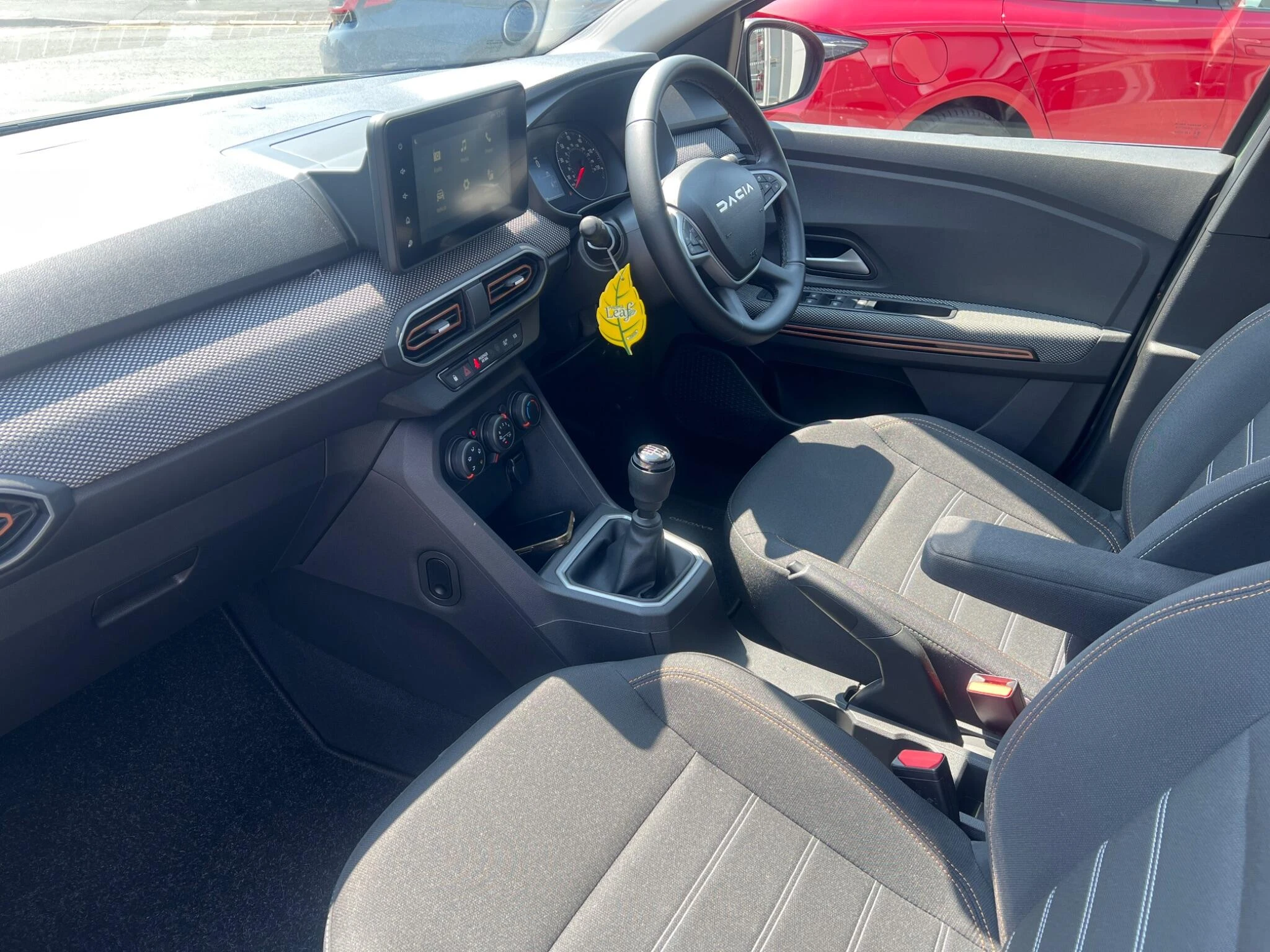 Vehicle image 12