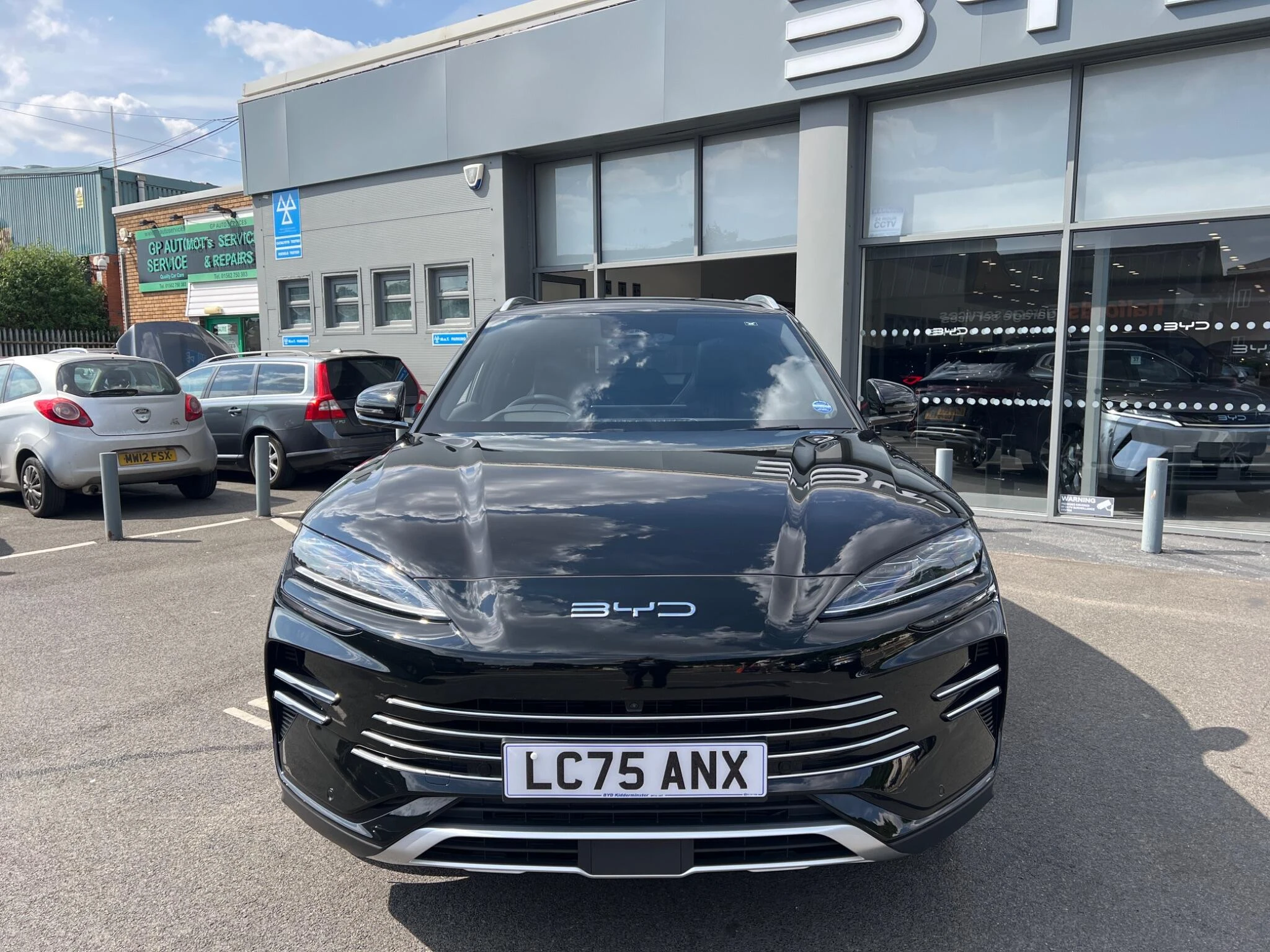 Vehicle image 2