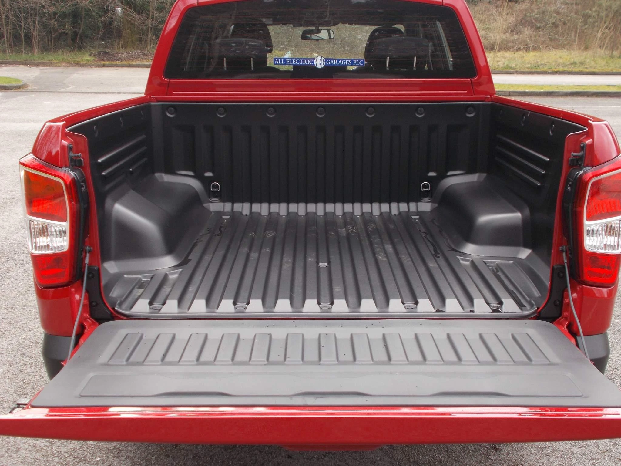 Vehicle image 9