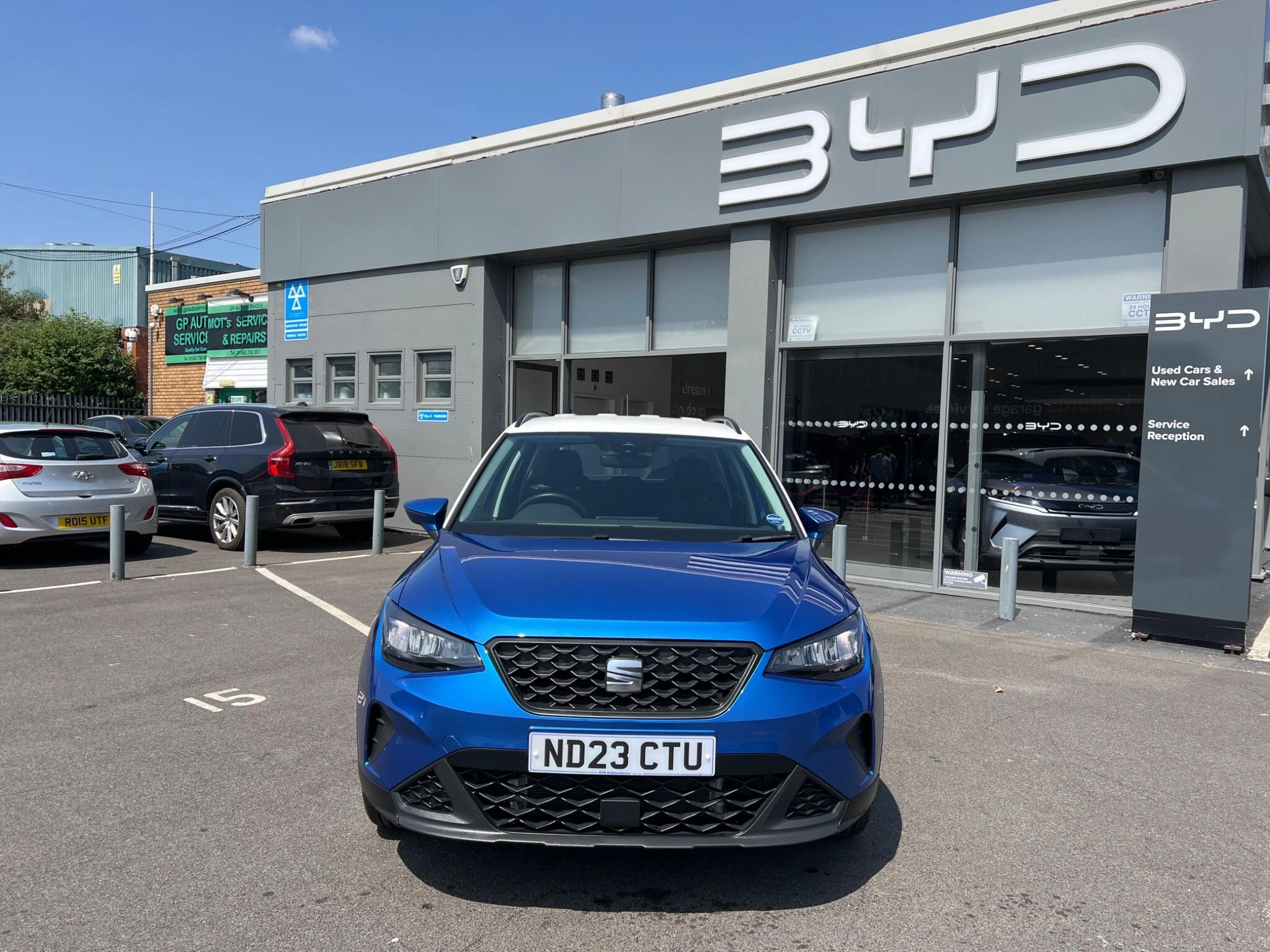 Vehicle image 1