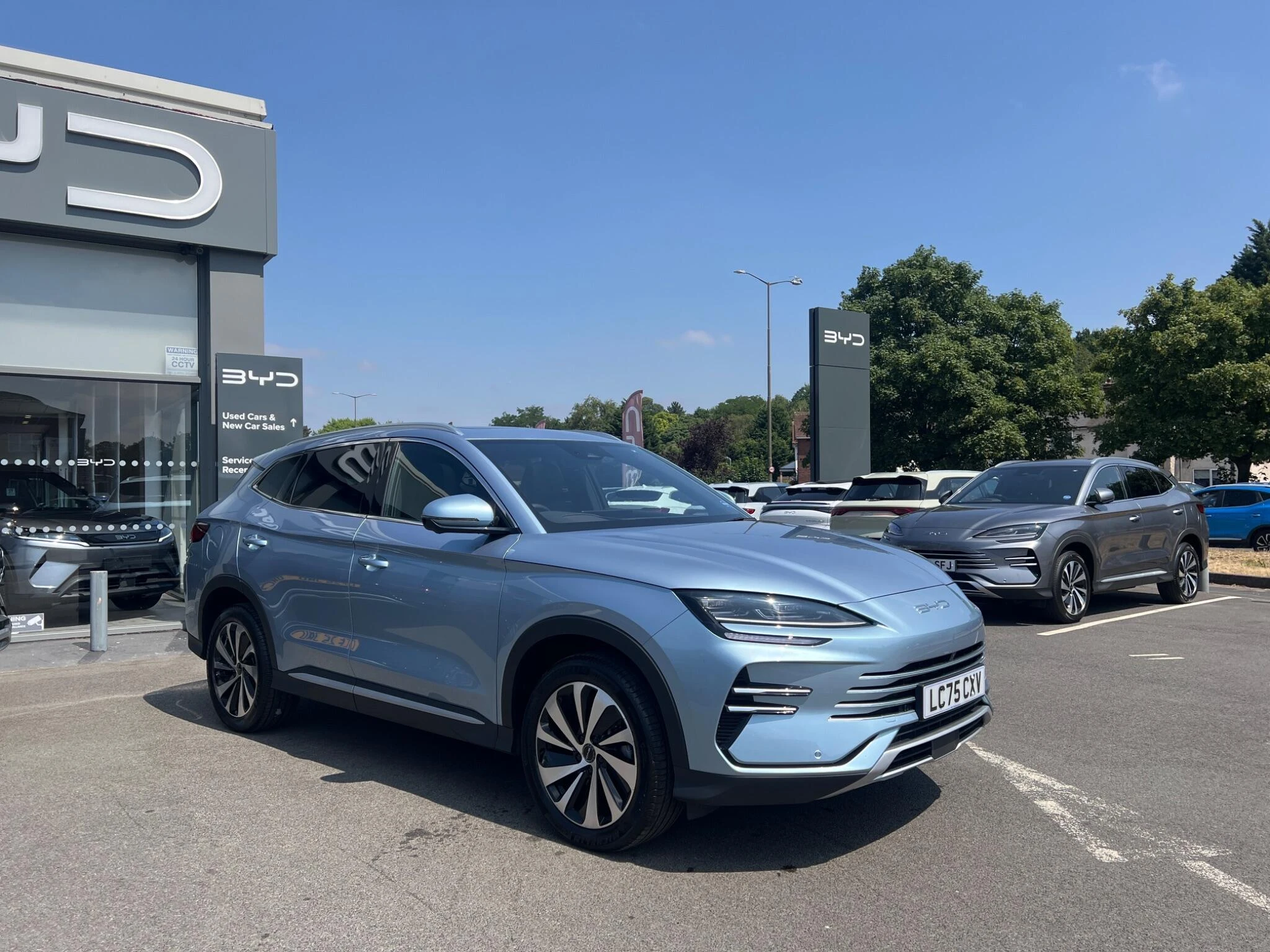 Vehicle image 7