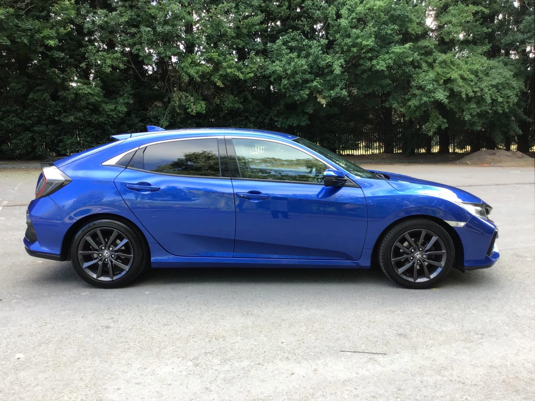 Vehicle thumbnail 1