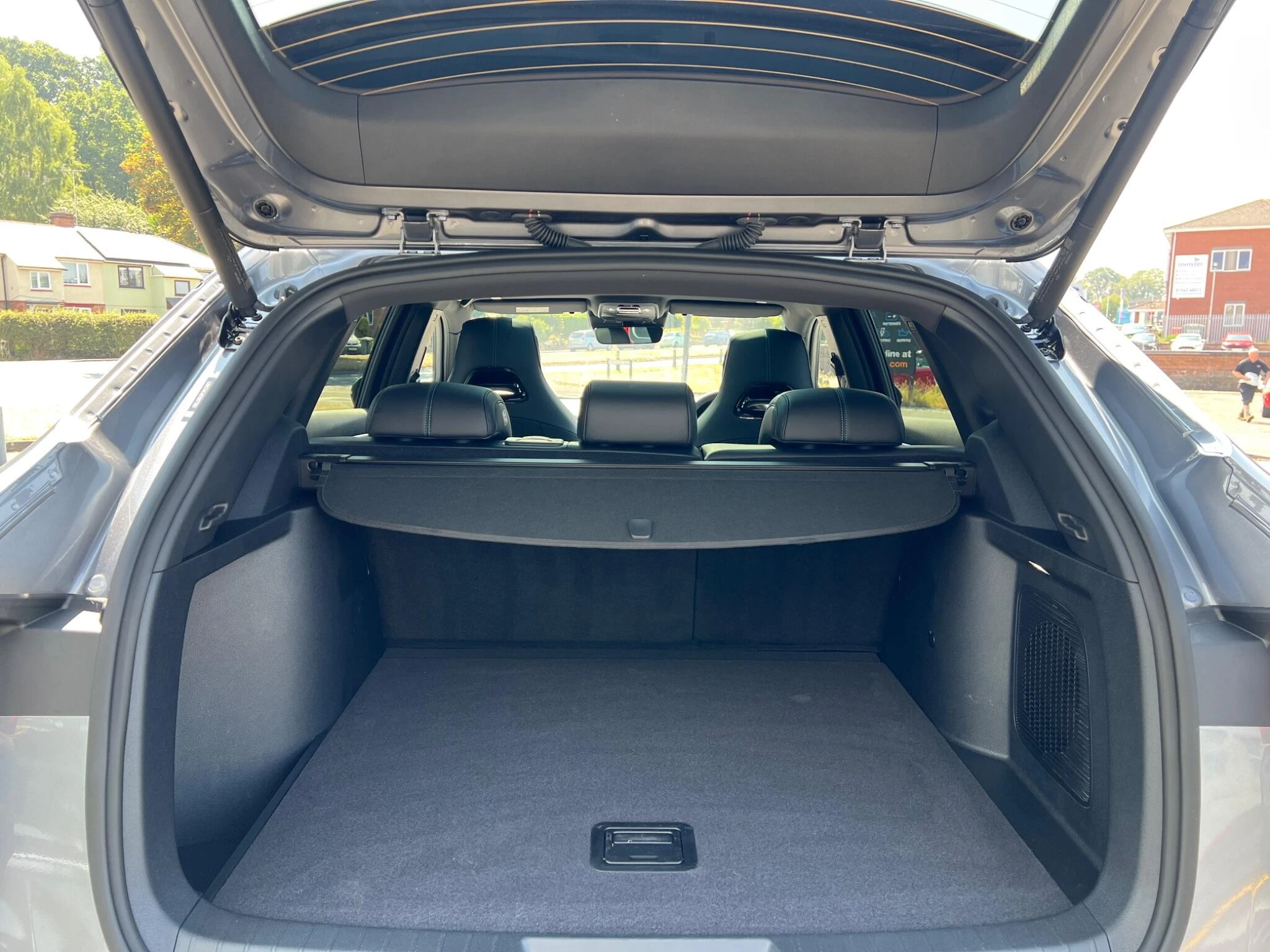 Vehicle image 45