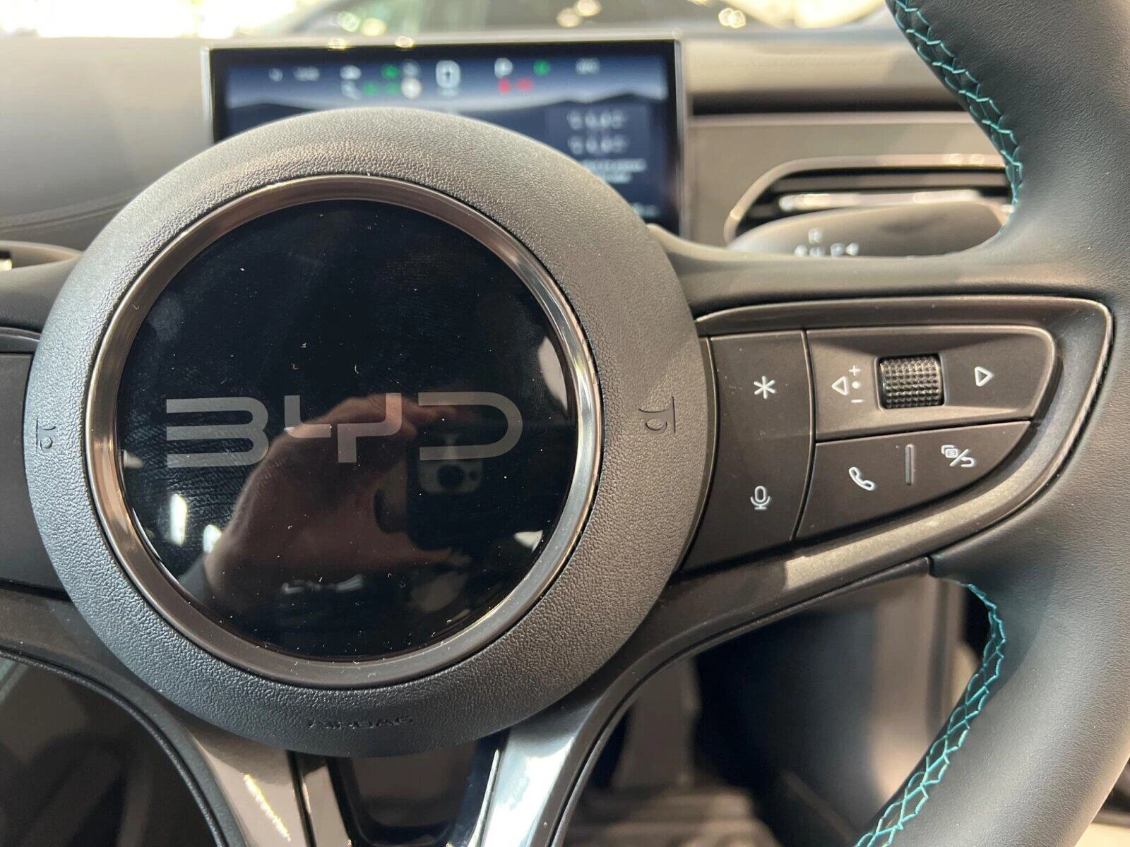 Vehicle image 40