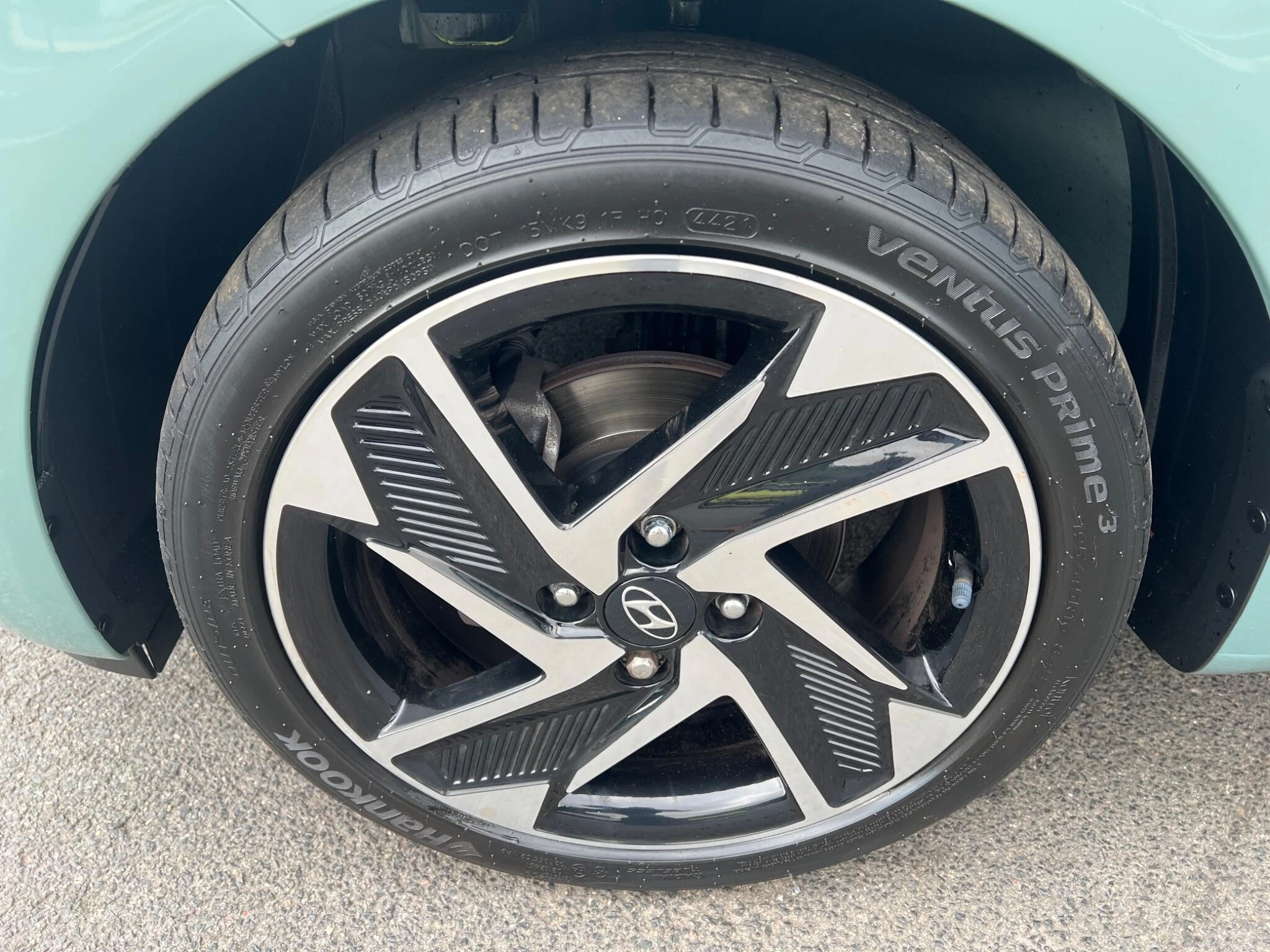 Vehicle image 33