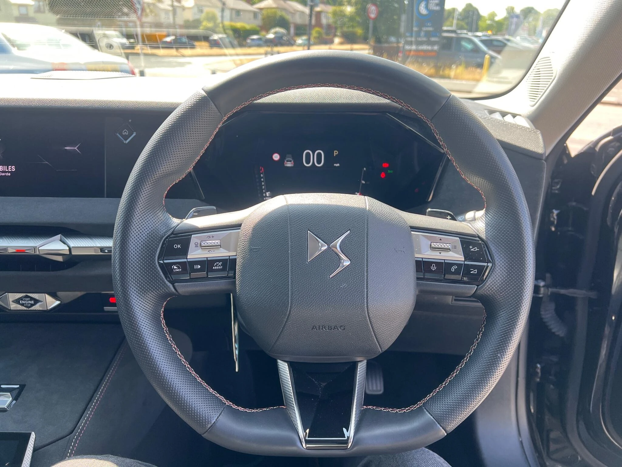 Vehicle image 24