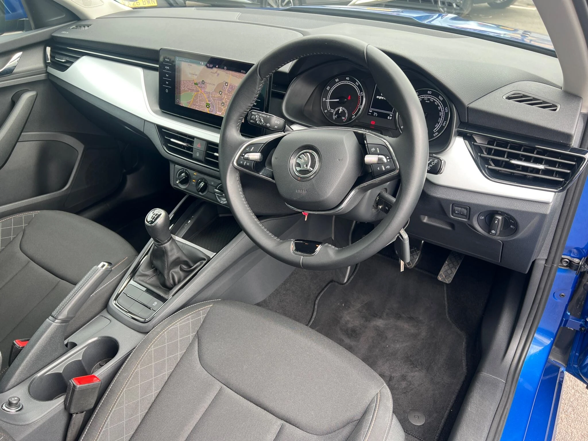Vehicle image 23