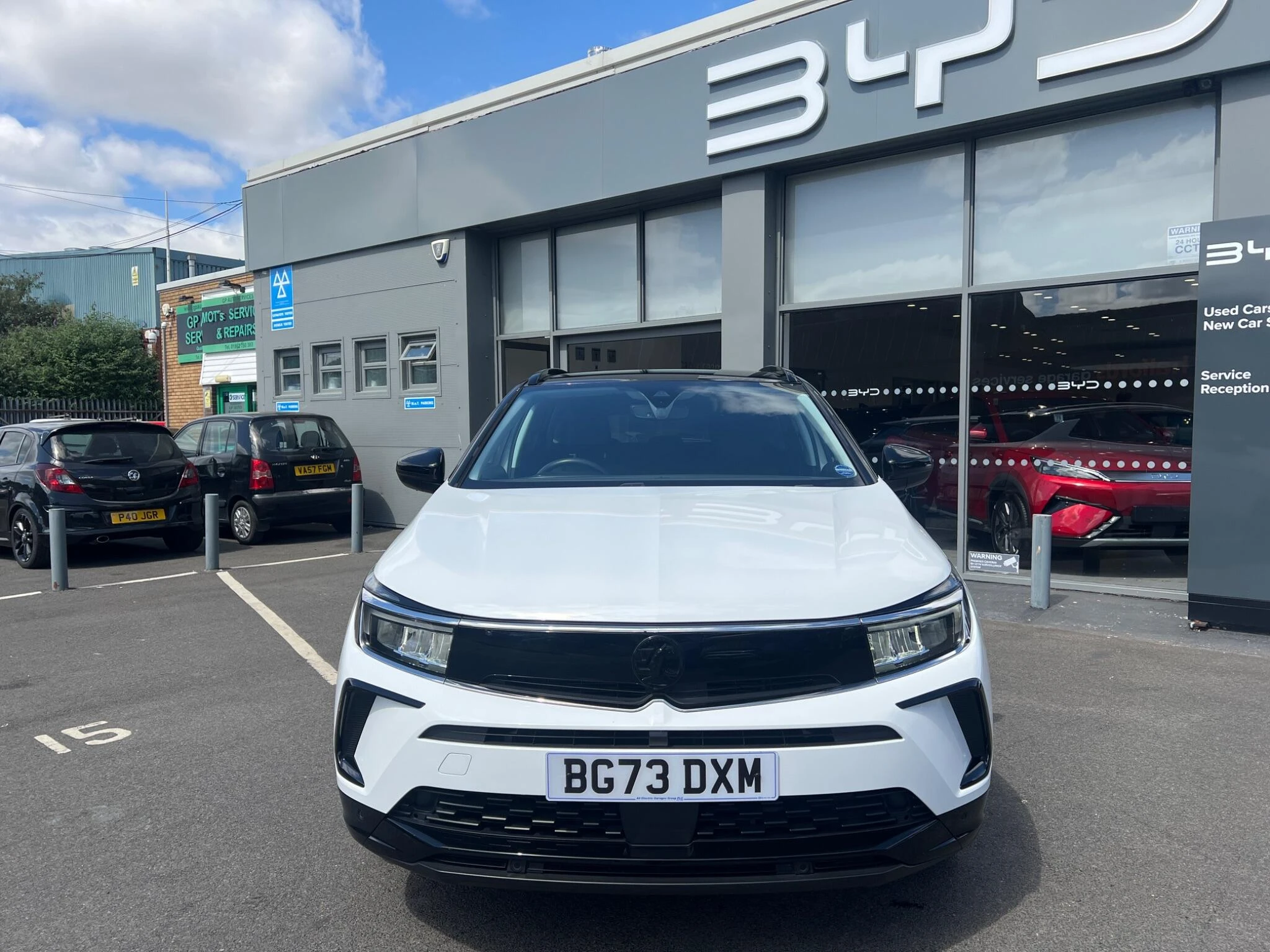 Vehicle image 6