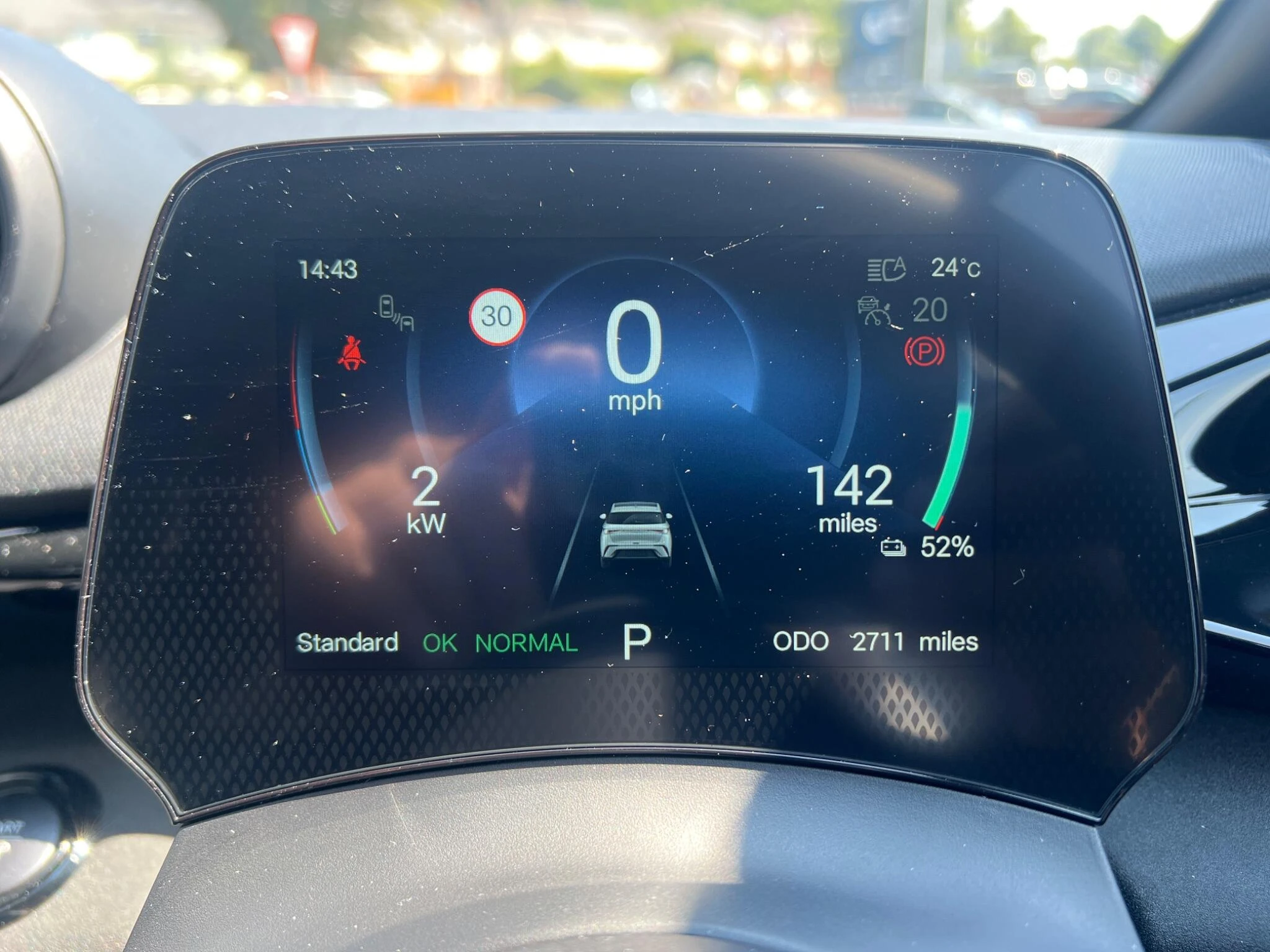 Vehicle image 16