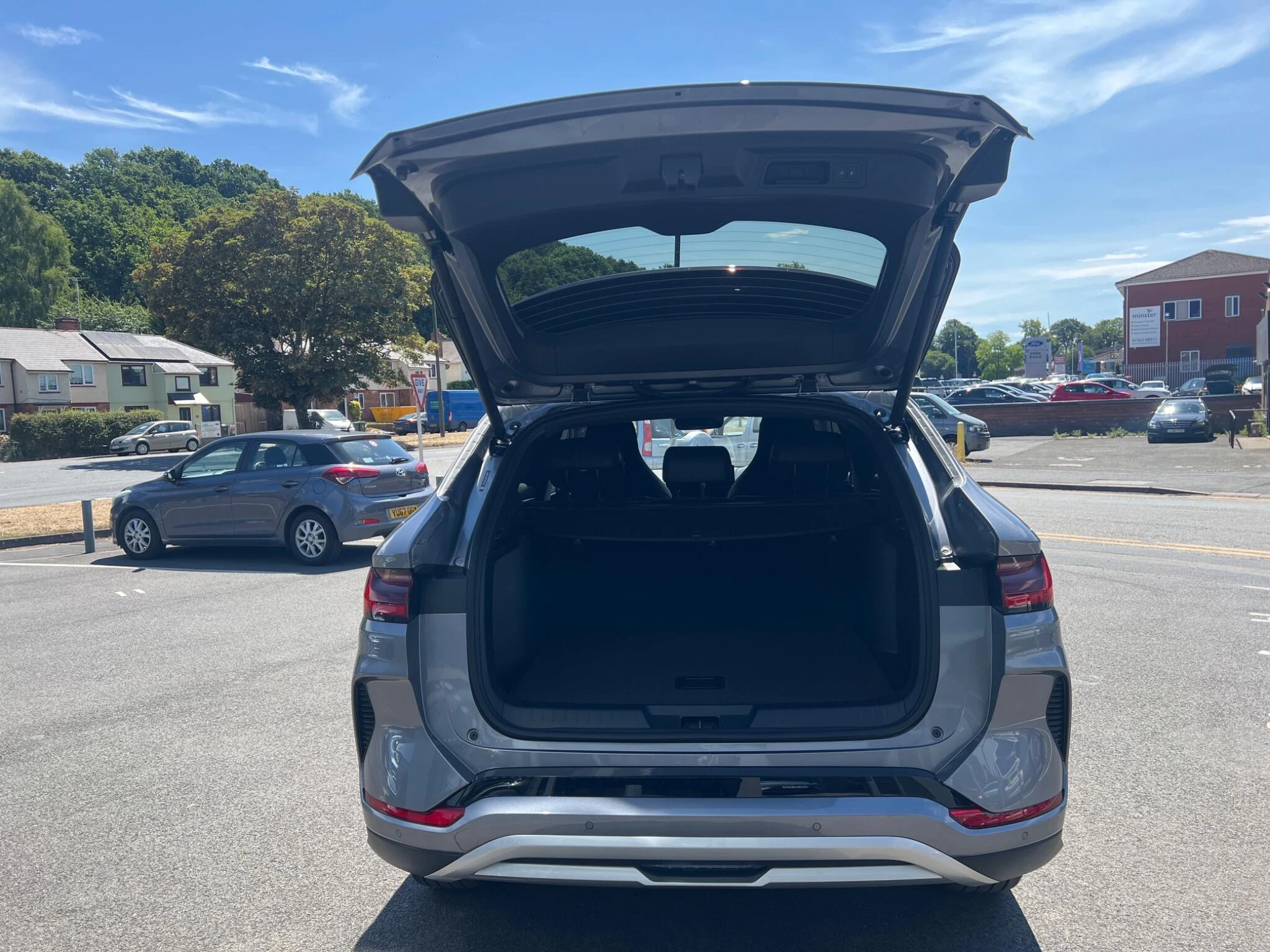 Vehicle image 35