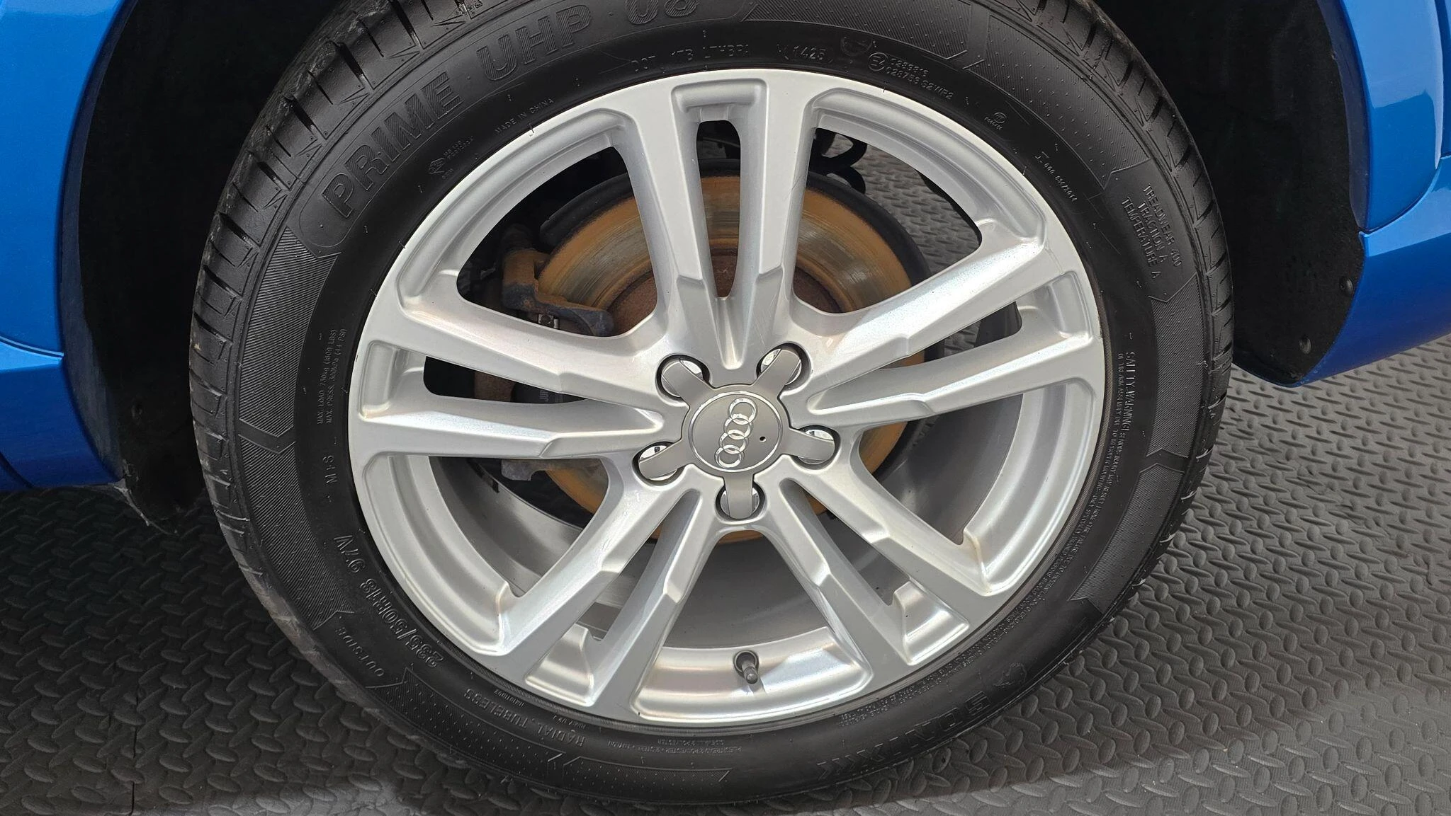 Vehicle image 31