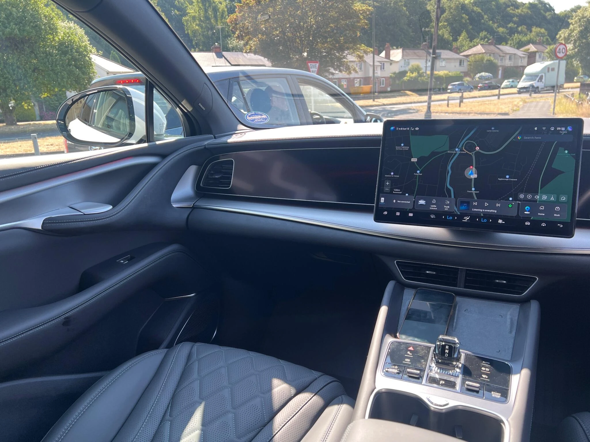Vehicle image 20