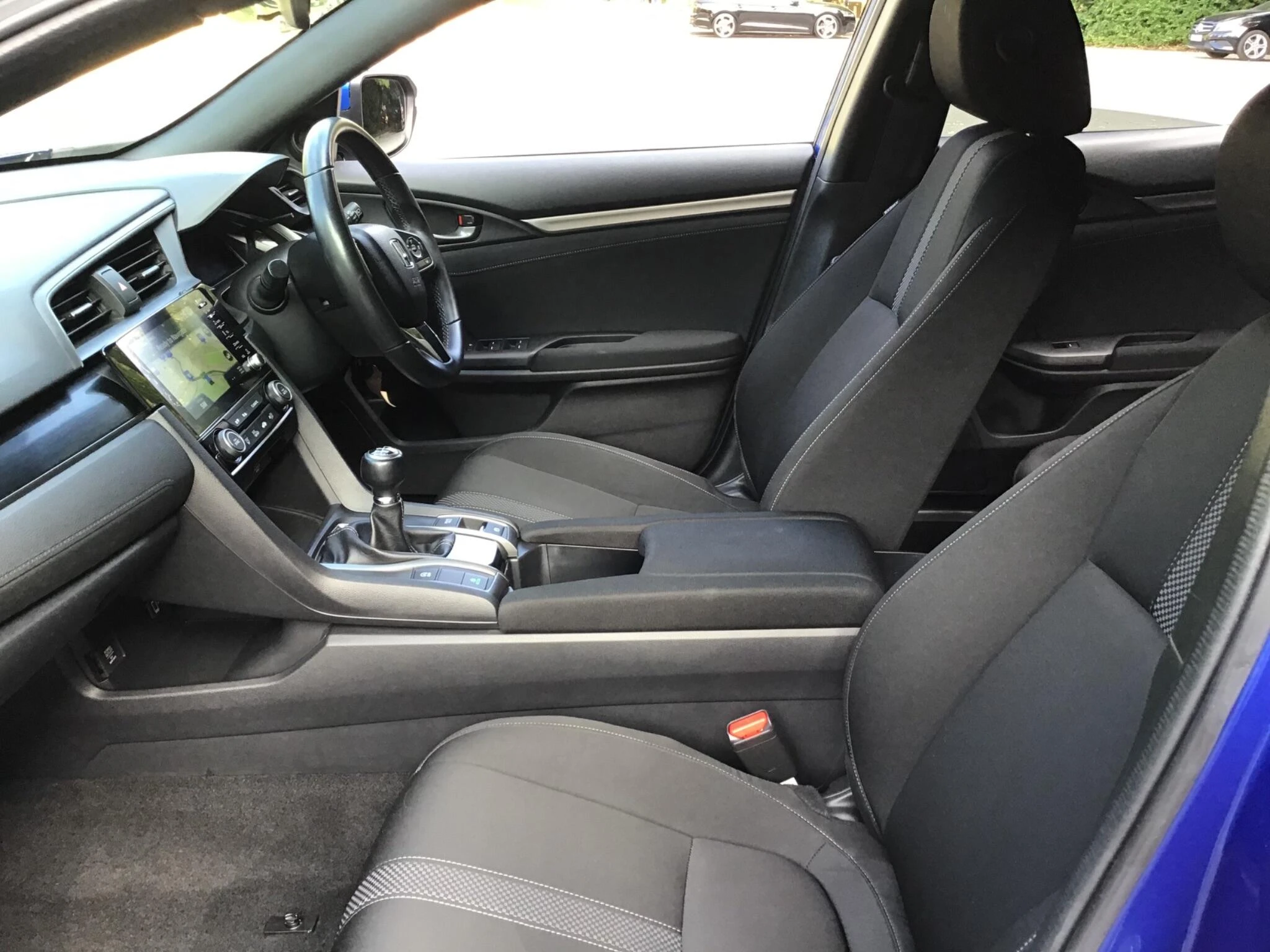 Vehicle image 18