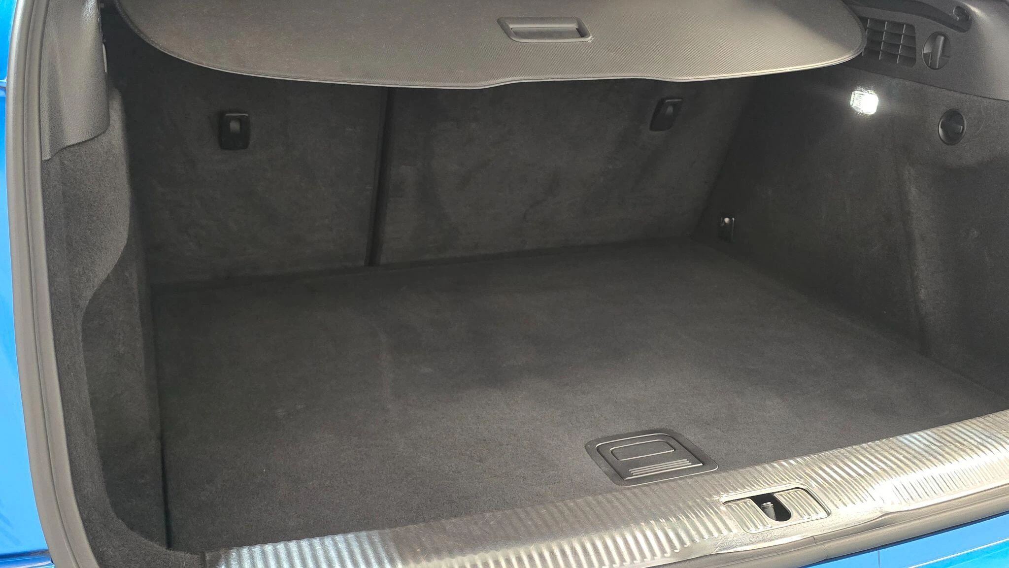 Vehicle image 36