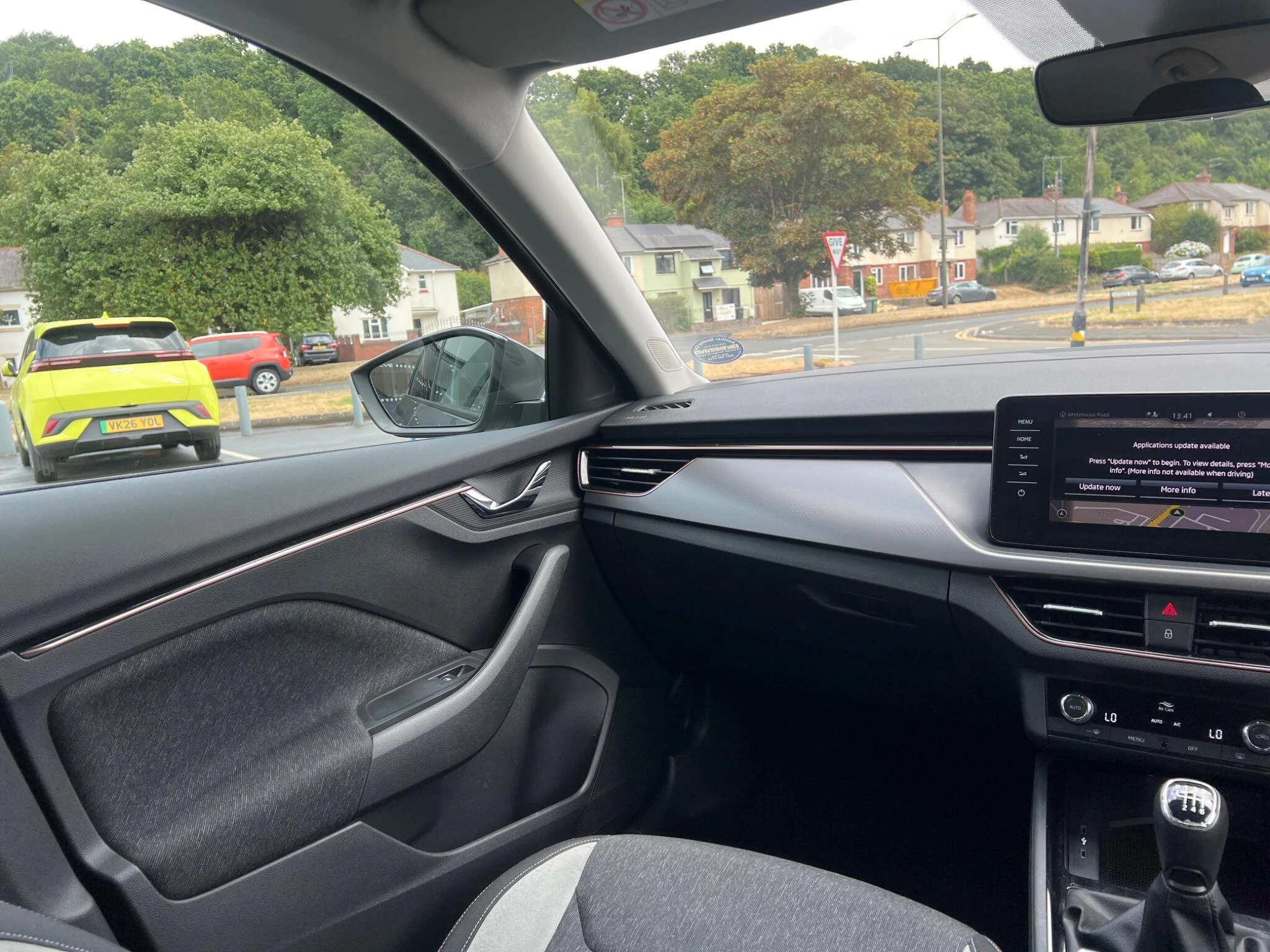 Vehicle image 21