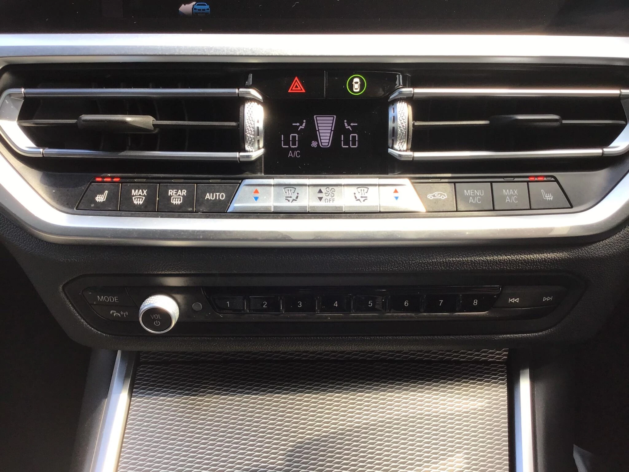 Vehicle image 45