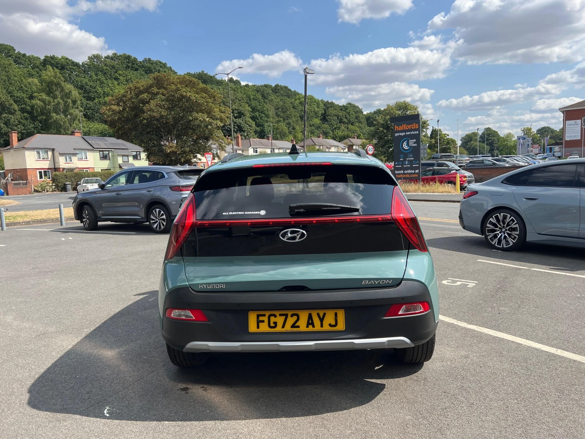 Vehicle image 9