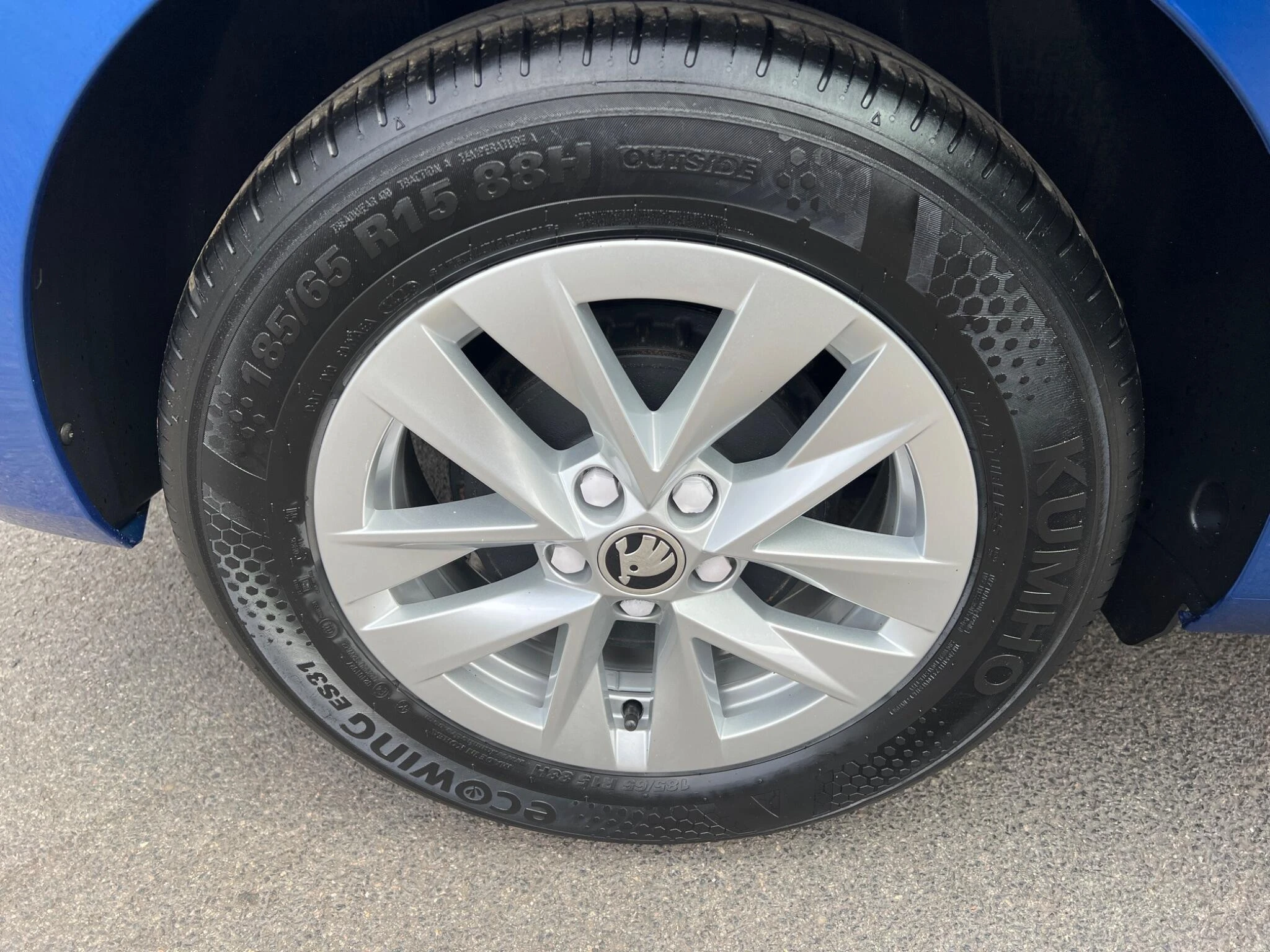 Vehicle image 20