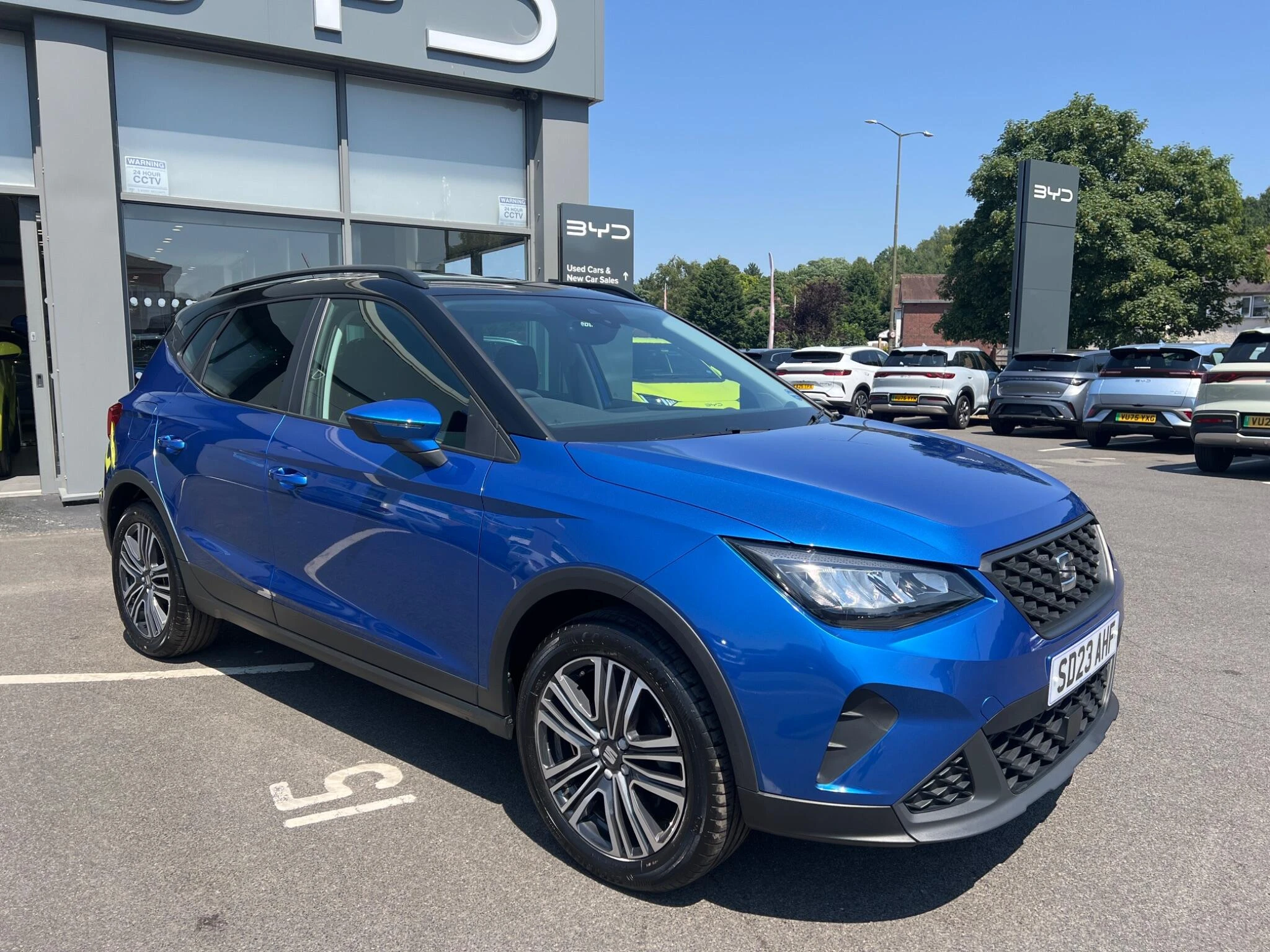 Vehicle image 9