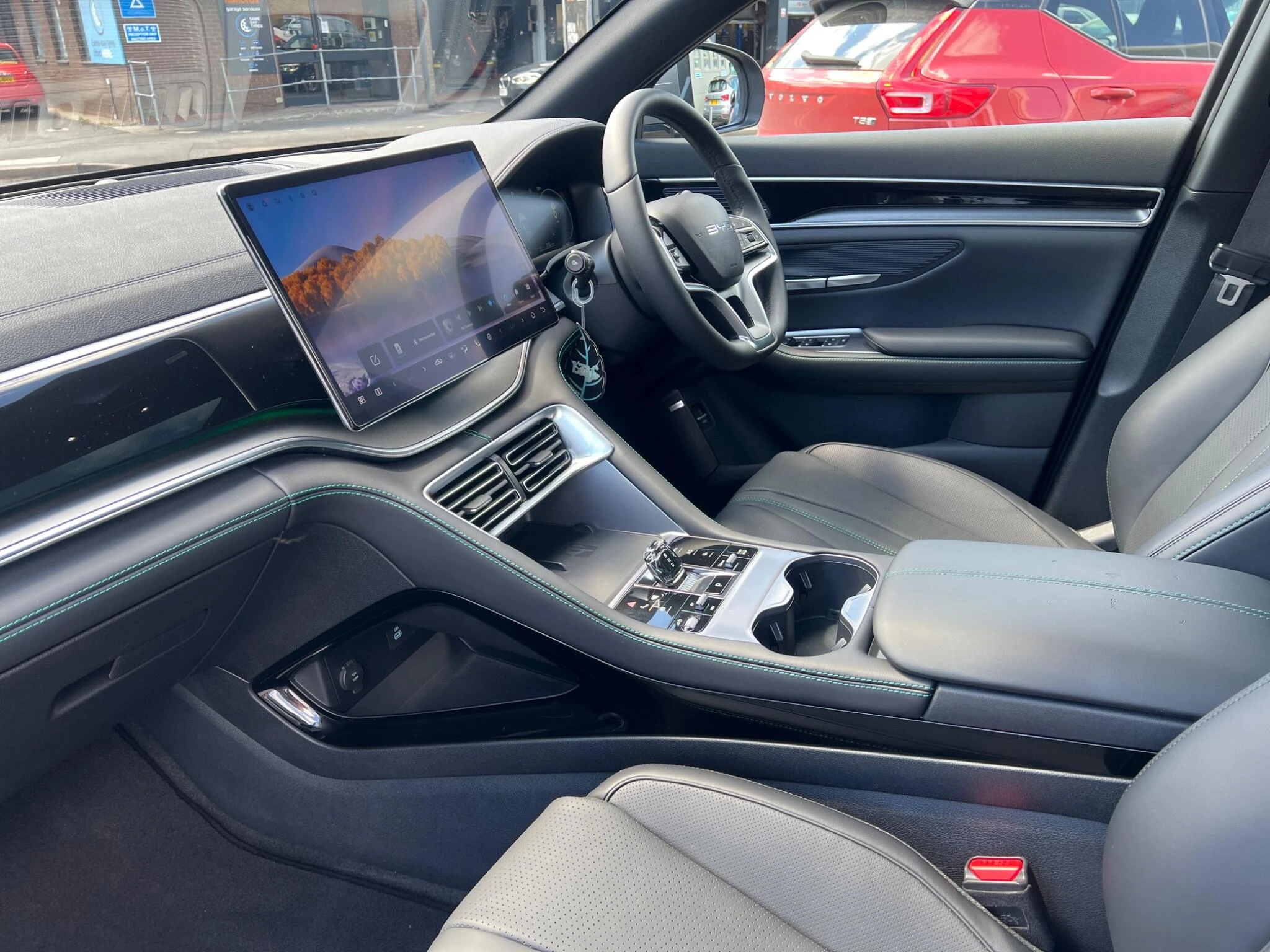 Vehicle image 21