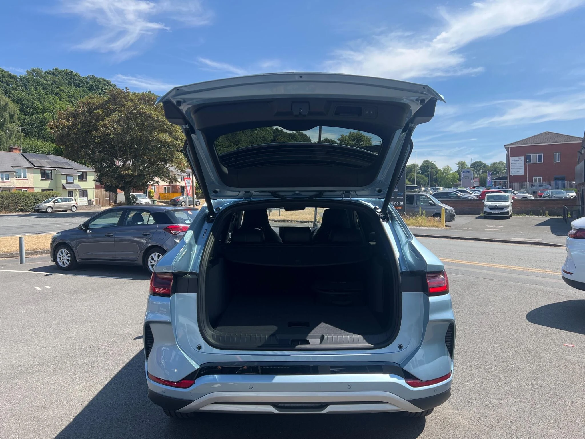 Vehicle image 36