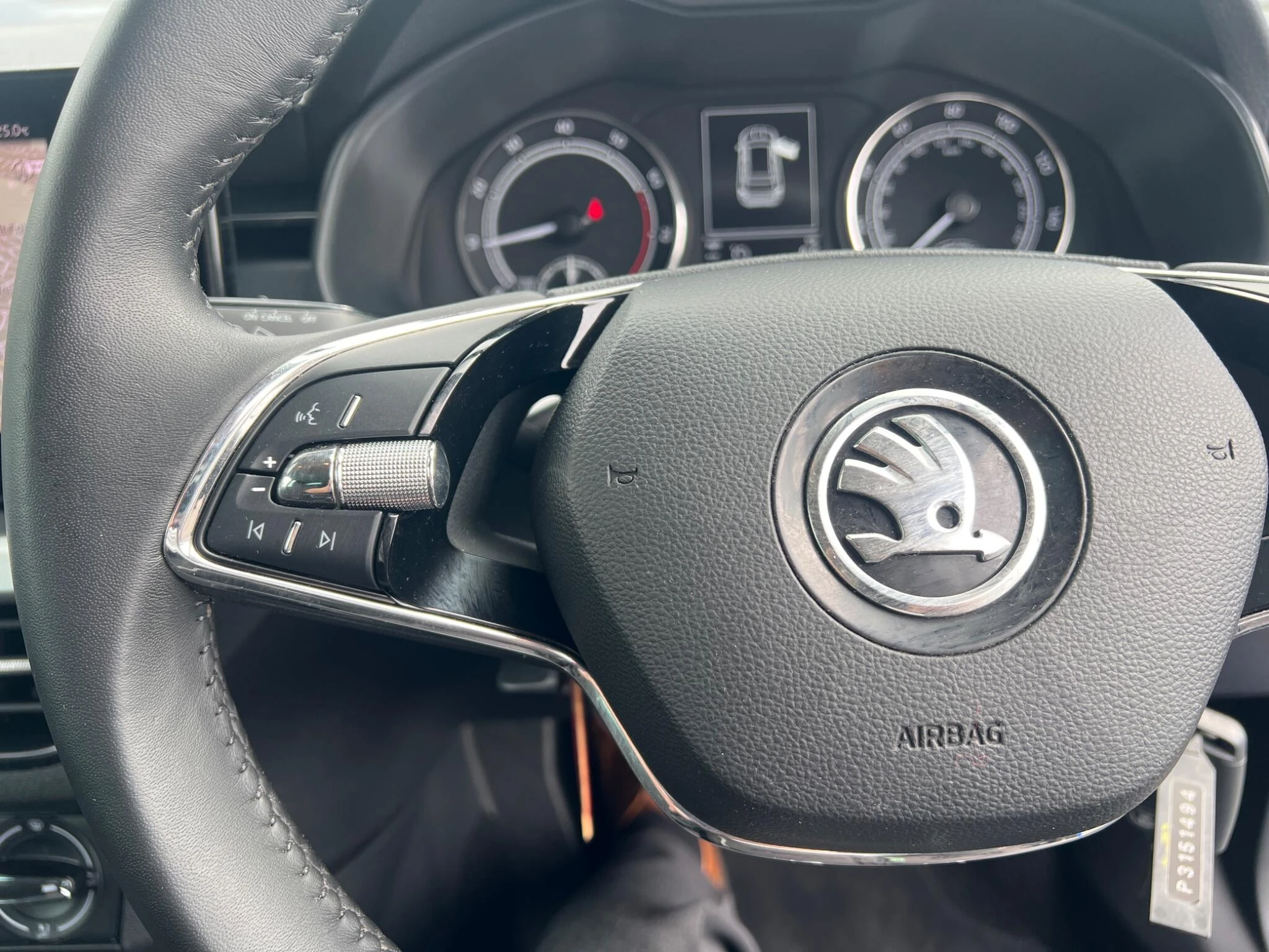 Vehicle image 35