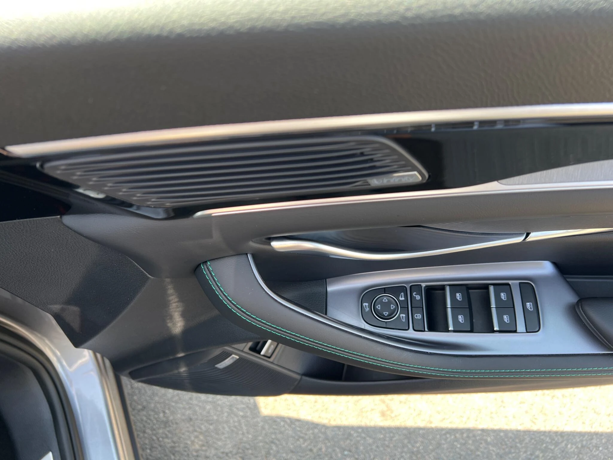 Vehicle image 29