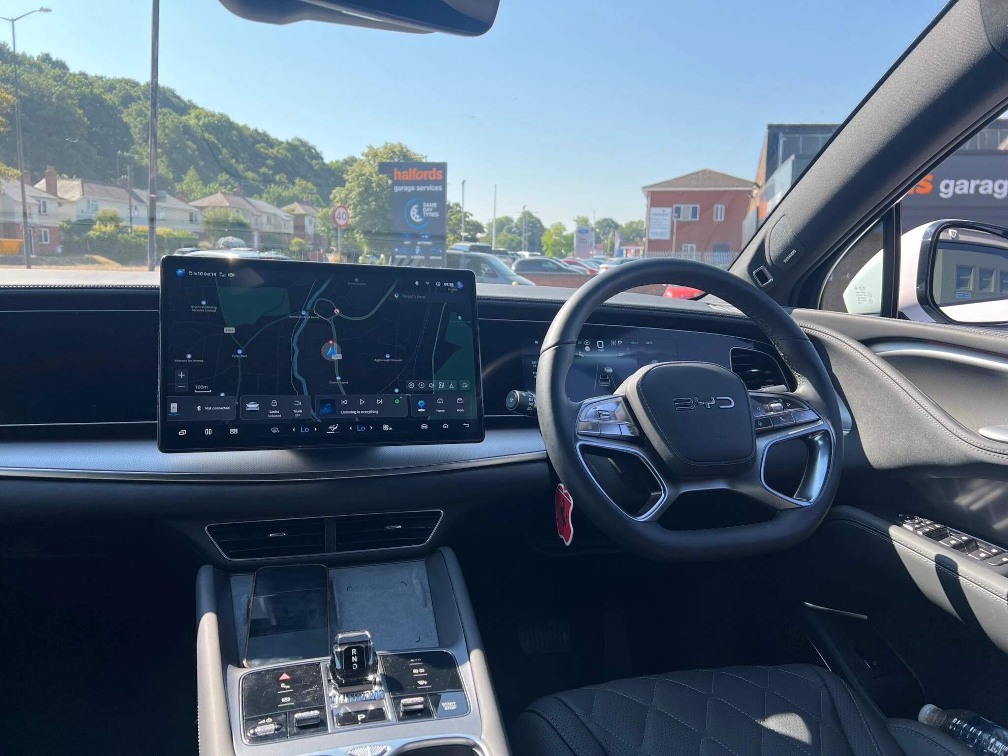Vehicle image 21