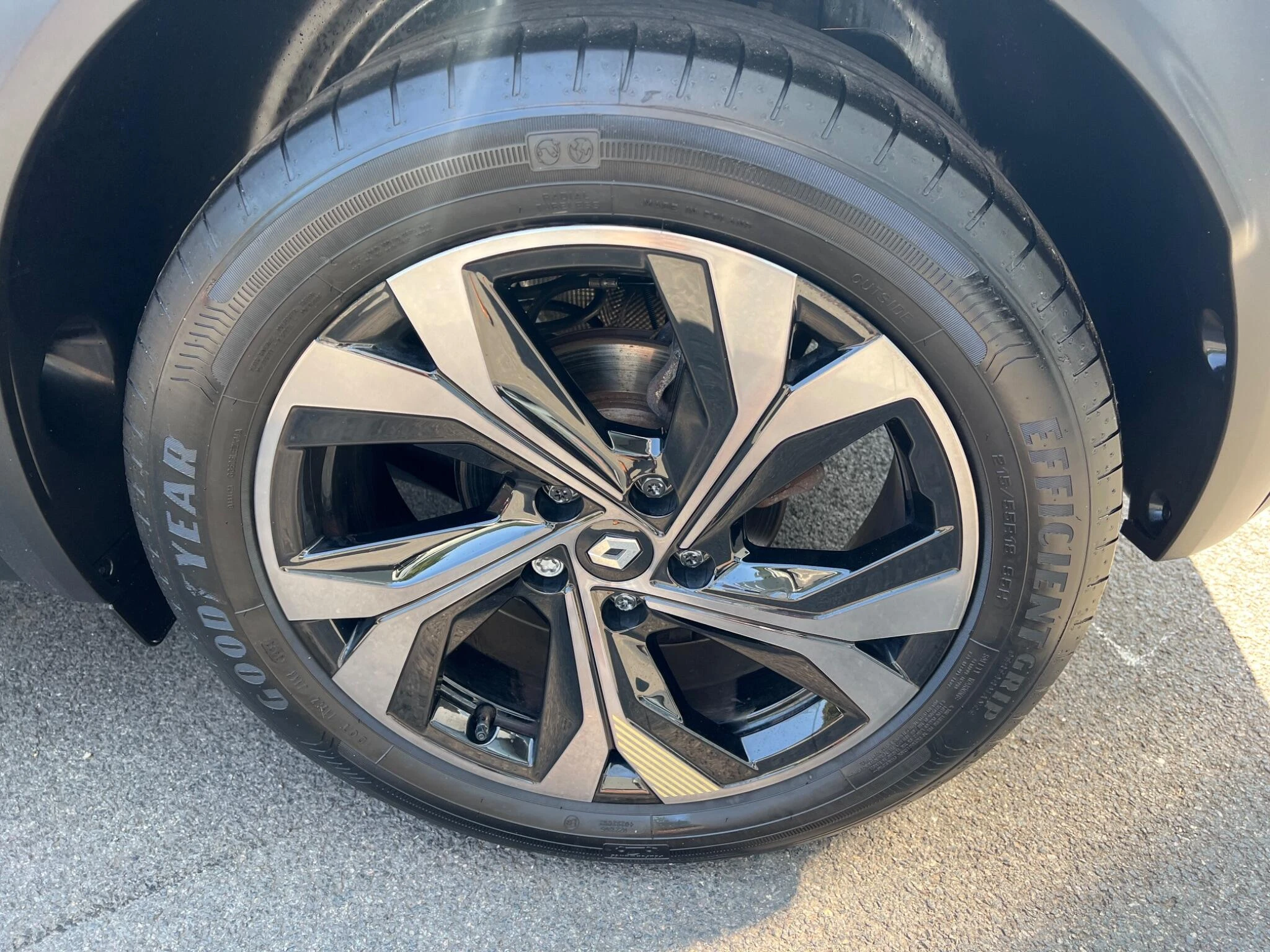 Vehicle image 30