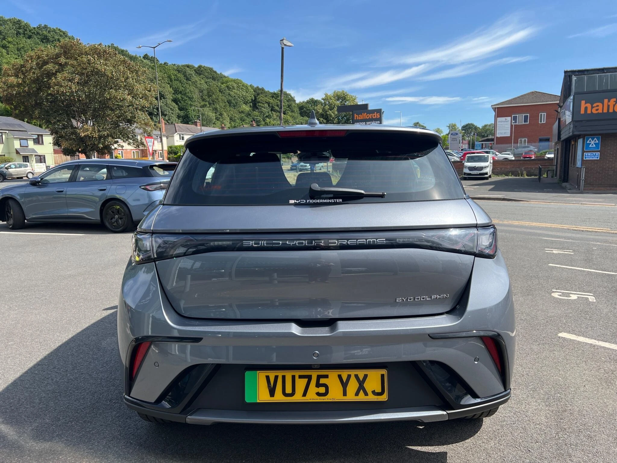 Vehicle thumbnail 7