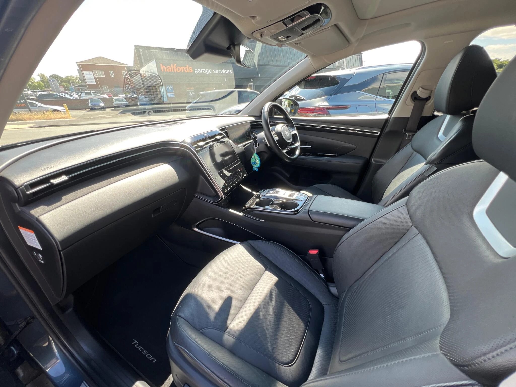 Vehicle image 49