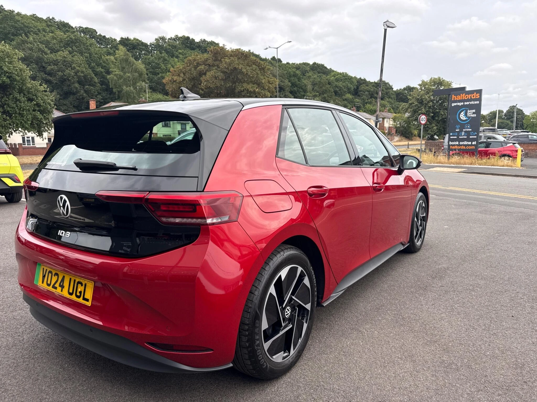 Vehicle image 41