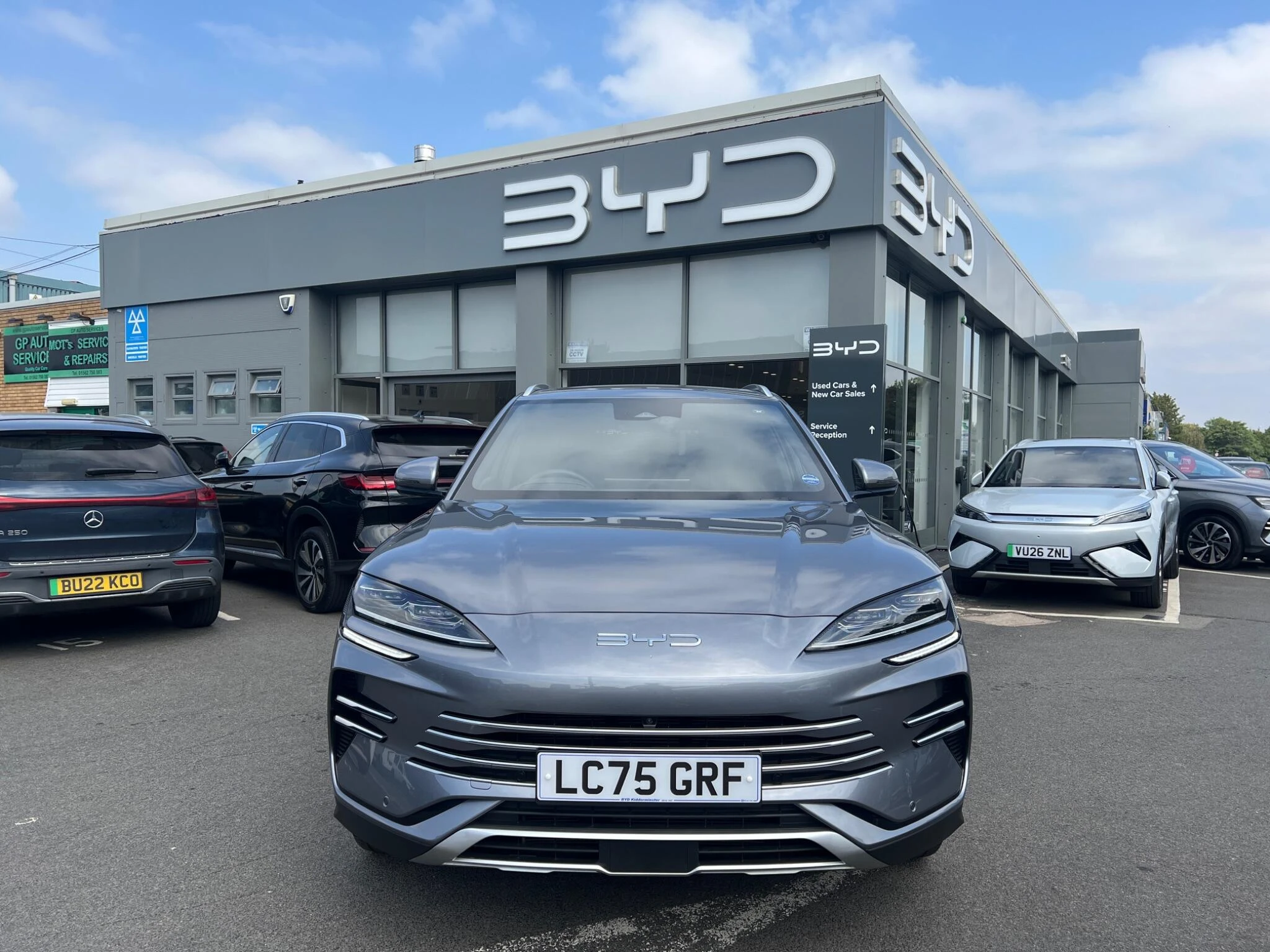 Vehicle image 48