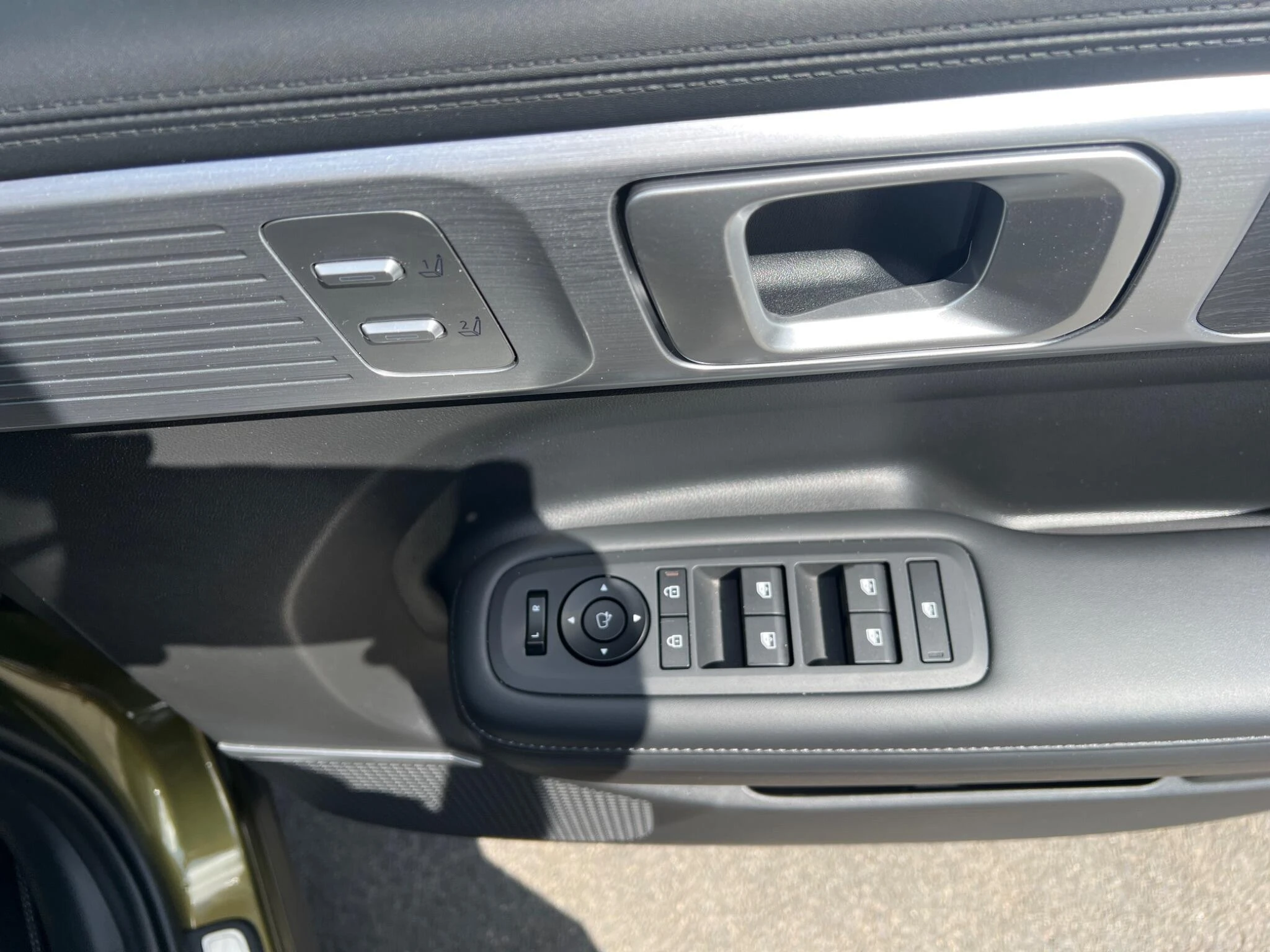 Vehicle image 29