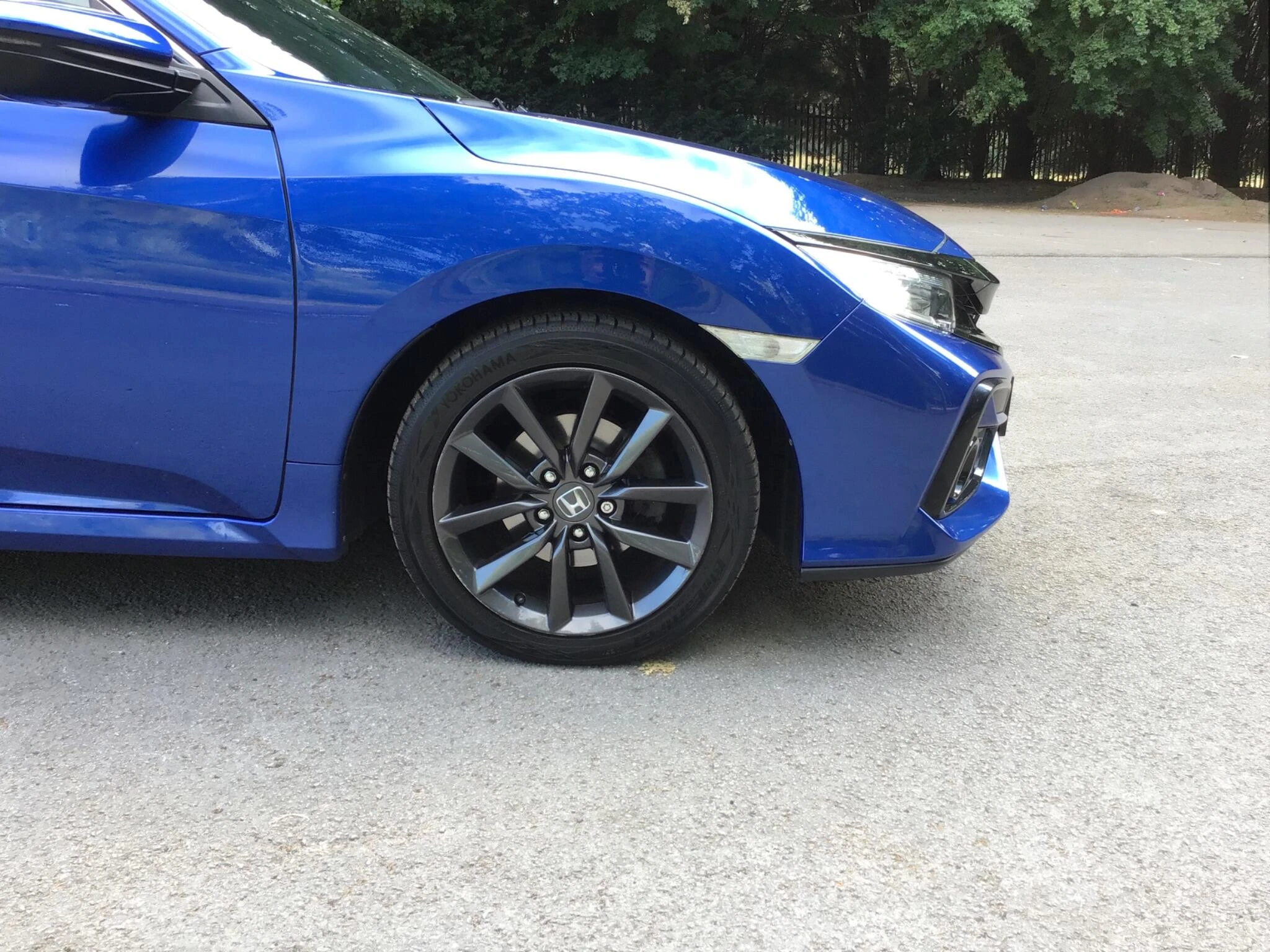 Vehicle thumbnail 8