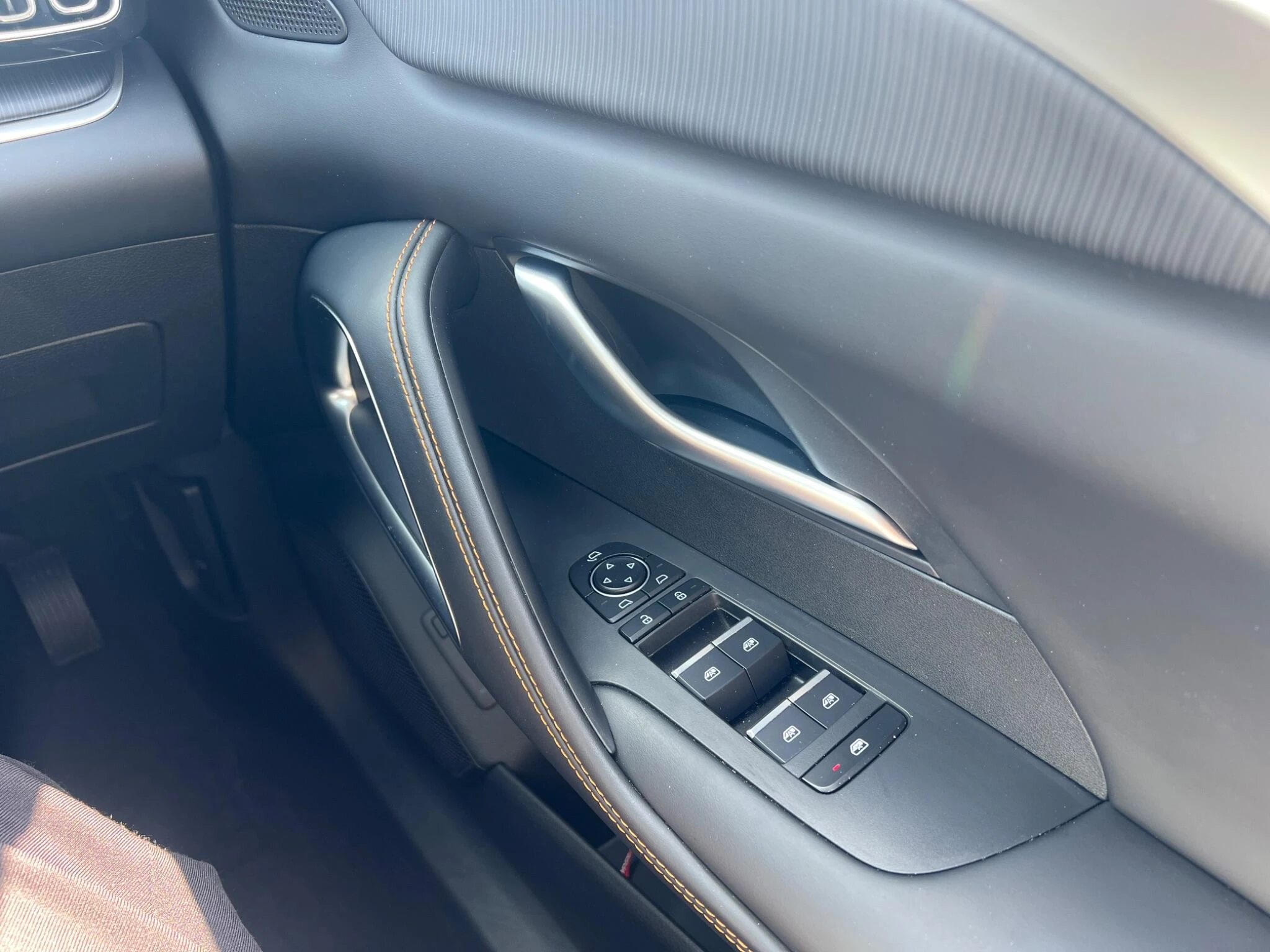 Vehicle image 45